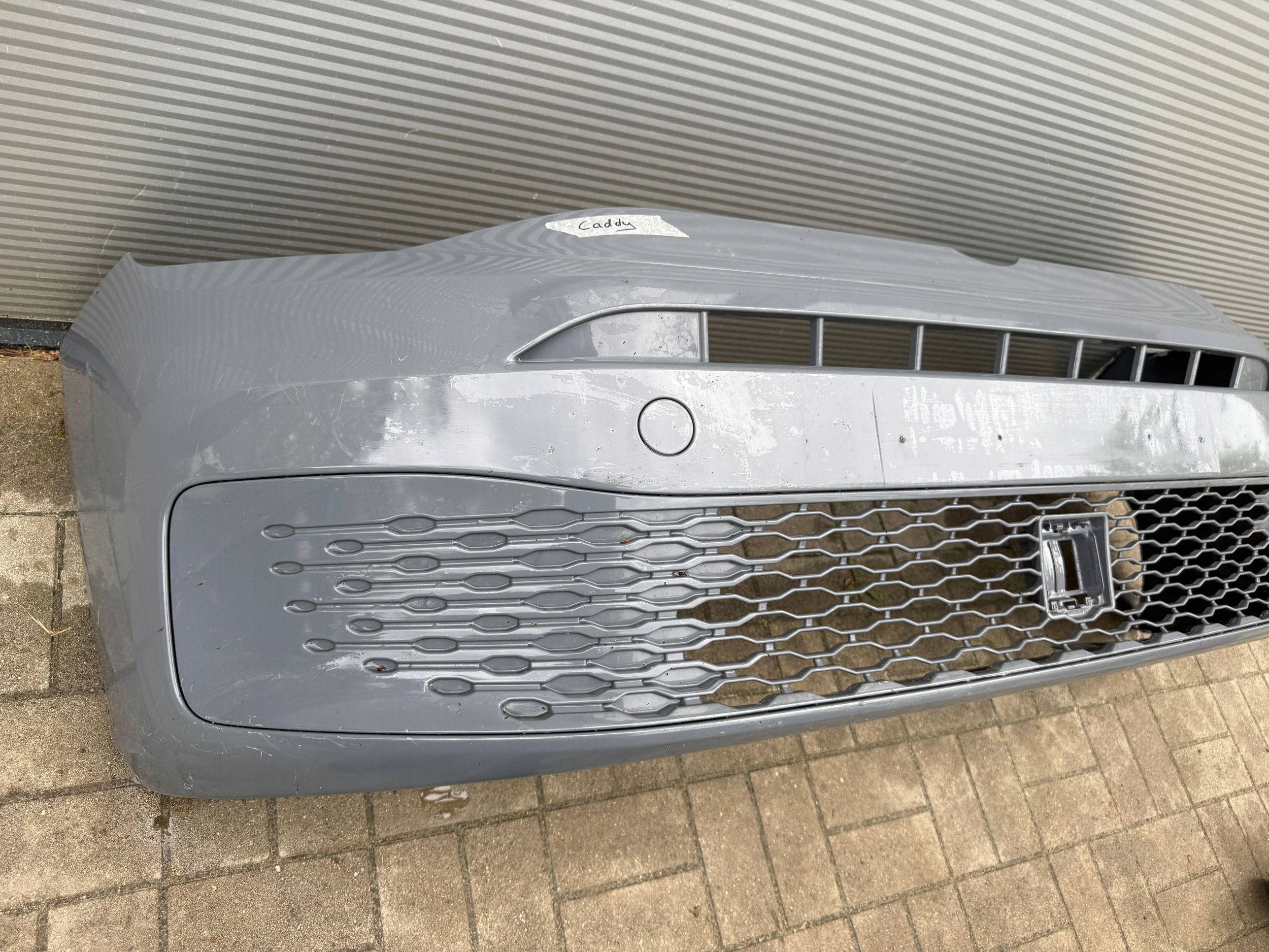 Vw Caddy 2K 21- nárazník předek přední