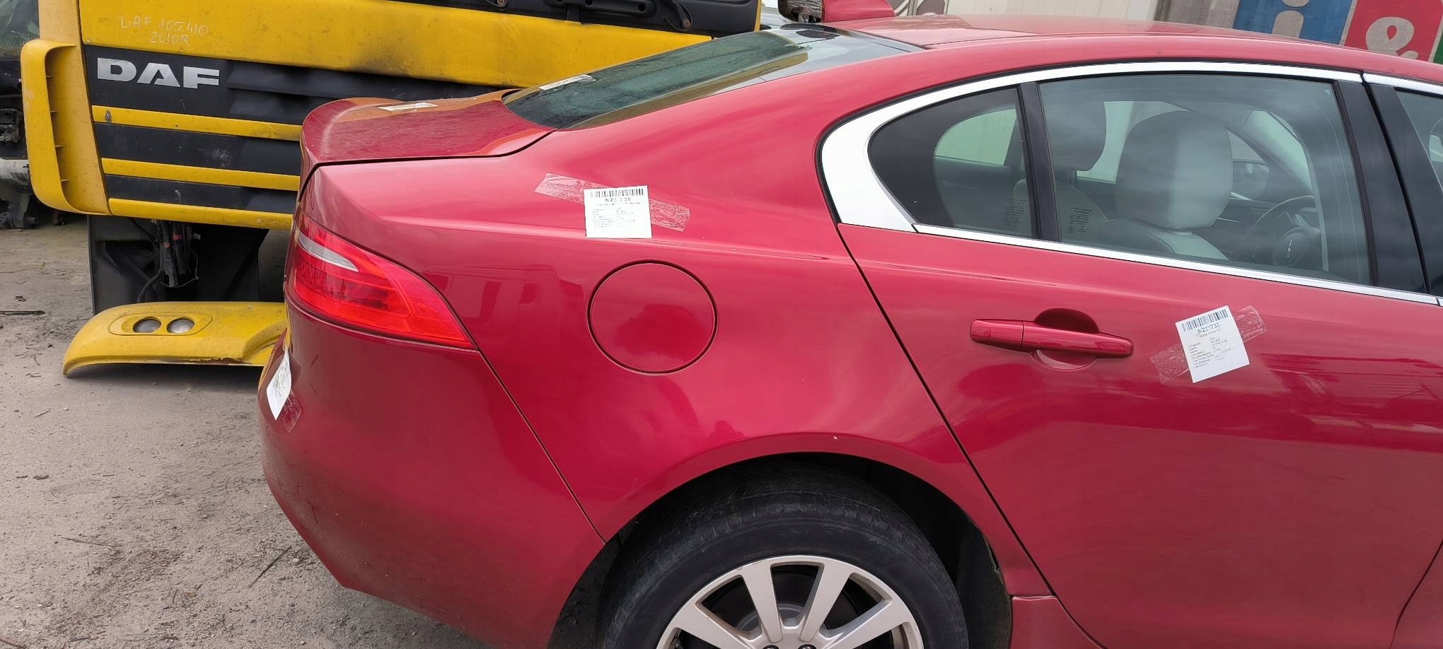 LONGHERONE parafango Destra posteriore JAGUAR XE X760 2.0 D