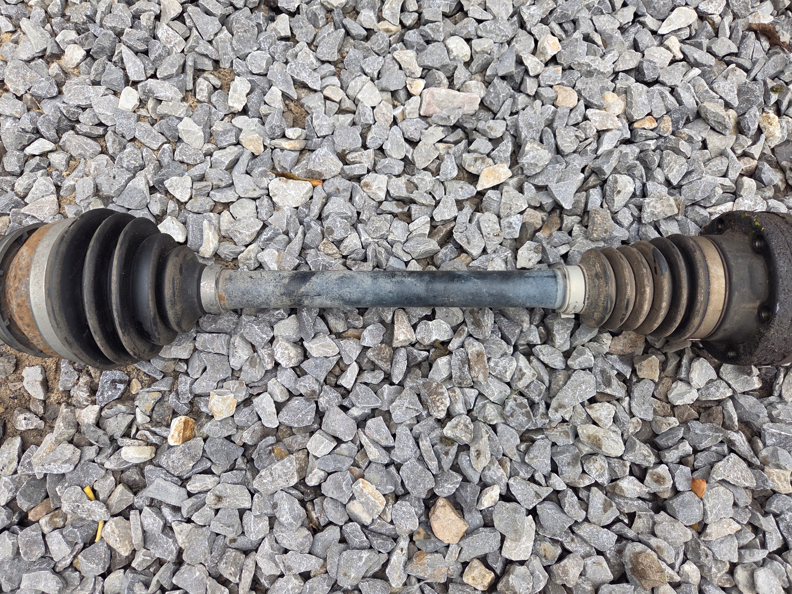 semi-axis left front 2.0 VW TRANSPORTER T5 7E0407271H