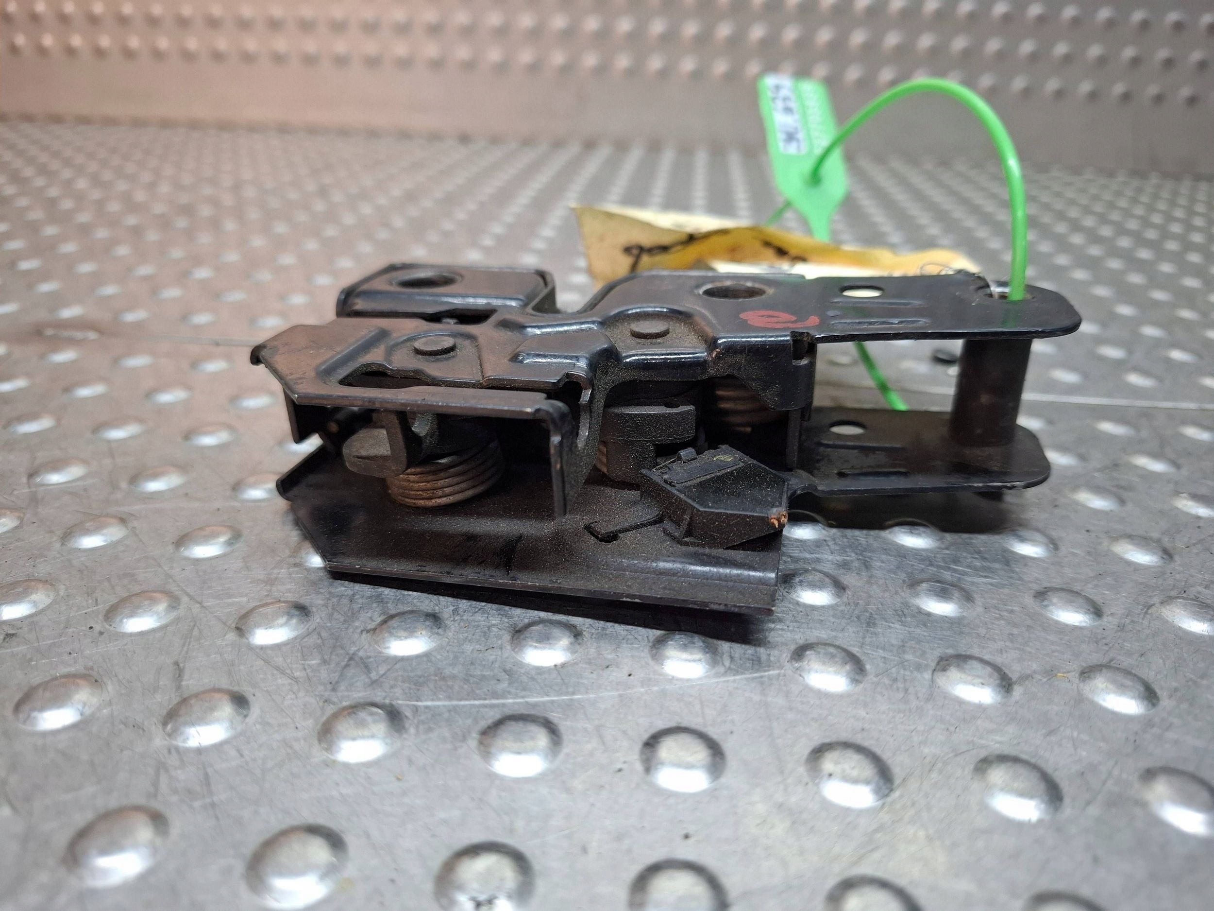 bonnet latch lock 7E0823509F VW T5 7E0 LIFT