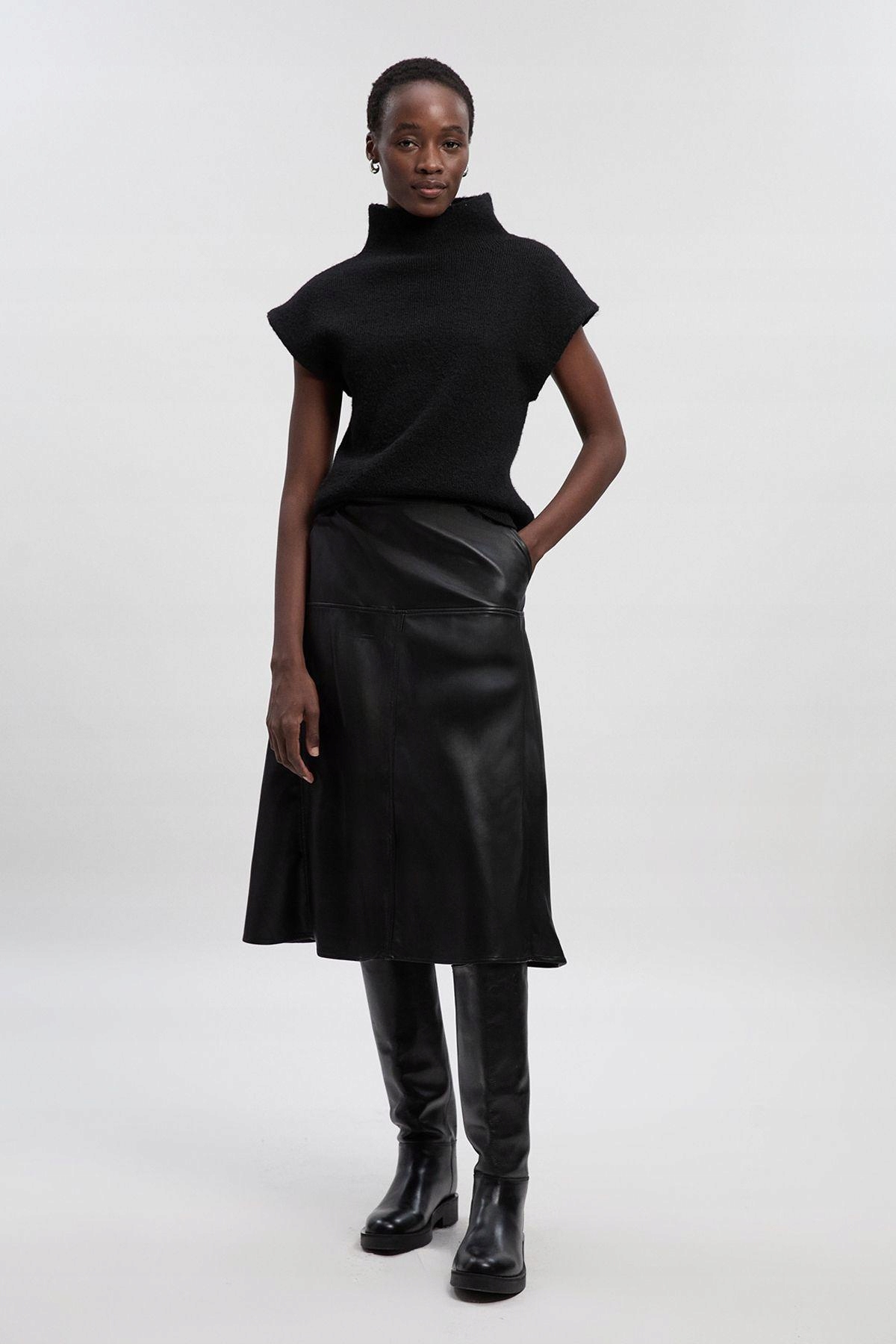 Černá Sukně Z Imitace Kůže MIDI Karen Millen 38