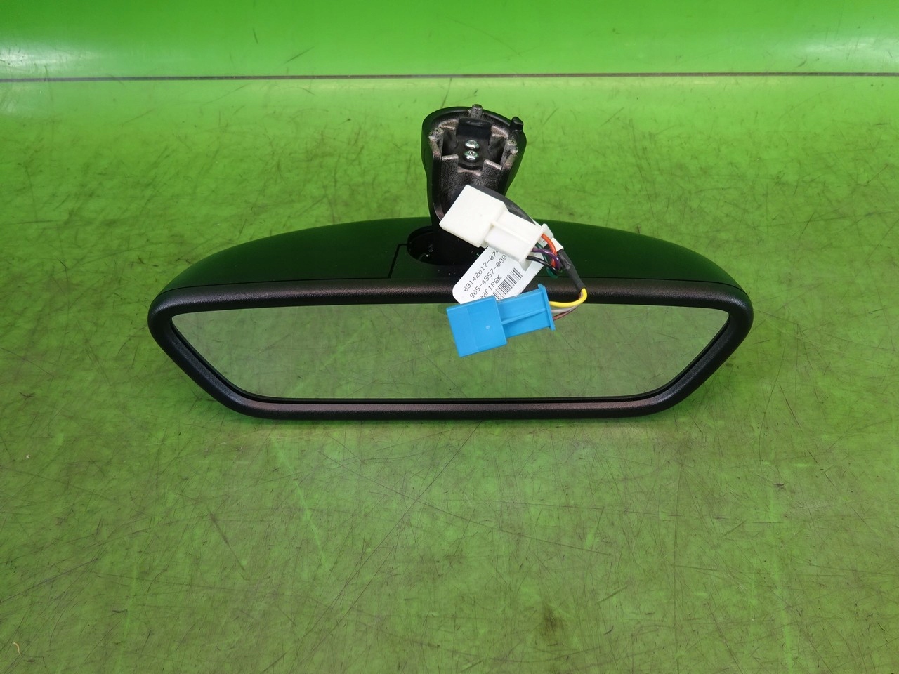 Внутрішнє дзеркало заднього виду INFINITI Q30 QX30 18R