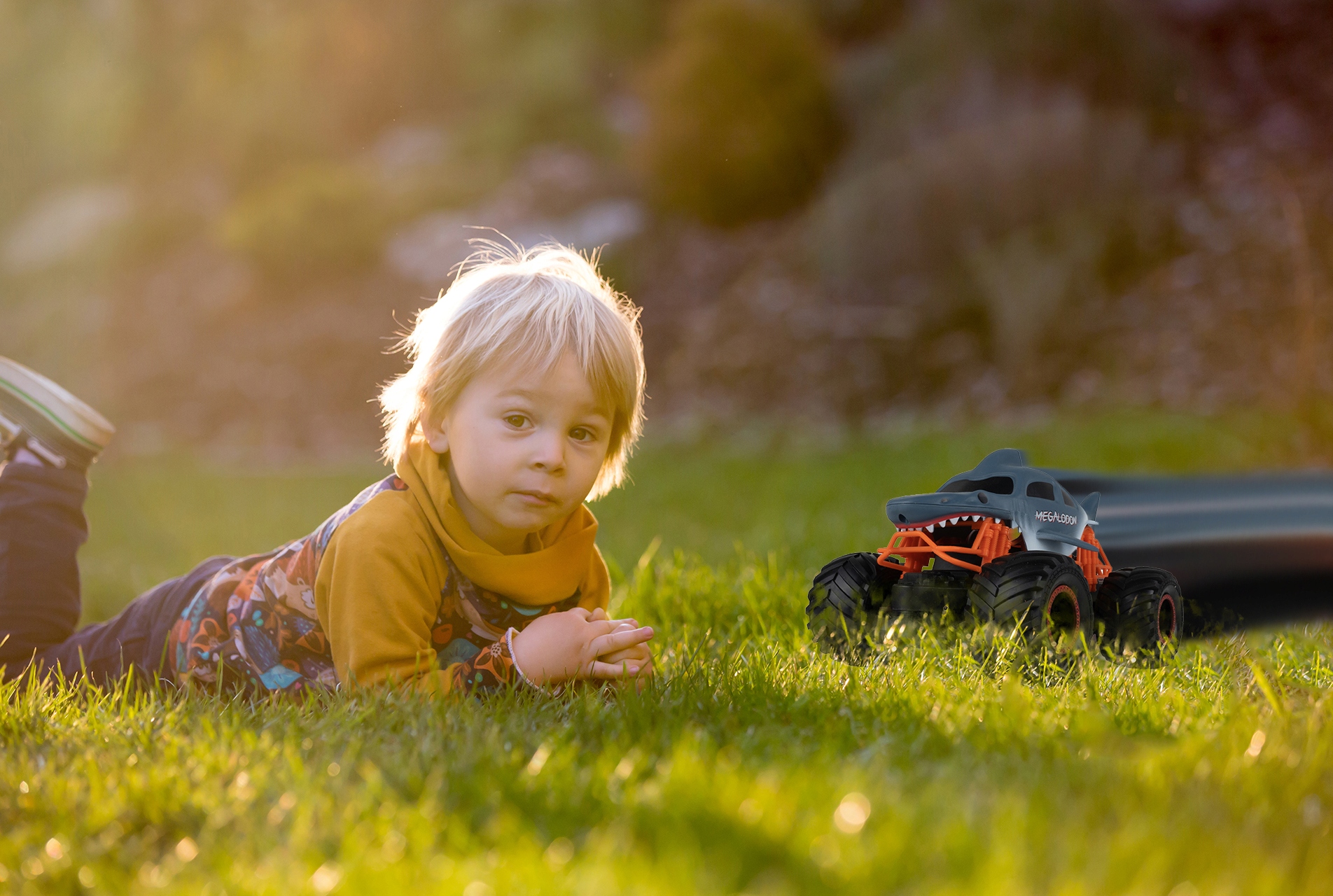 RC AUTO OFF-ROAD DÁLKOVĚ OVLÁDANÝ SHARK Gender Boys Girls