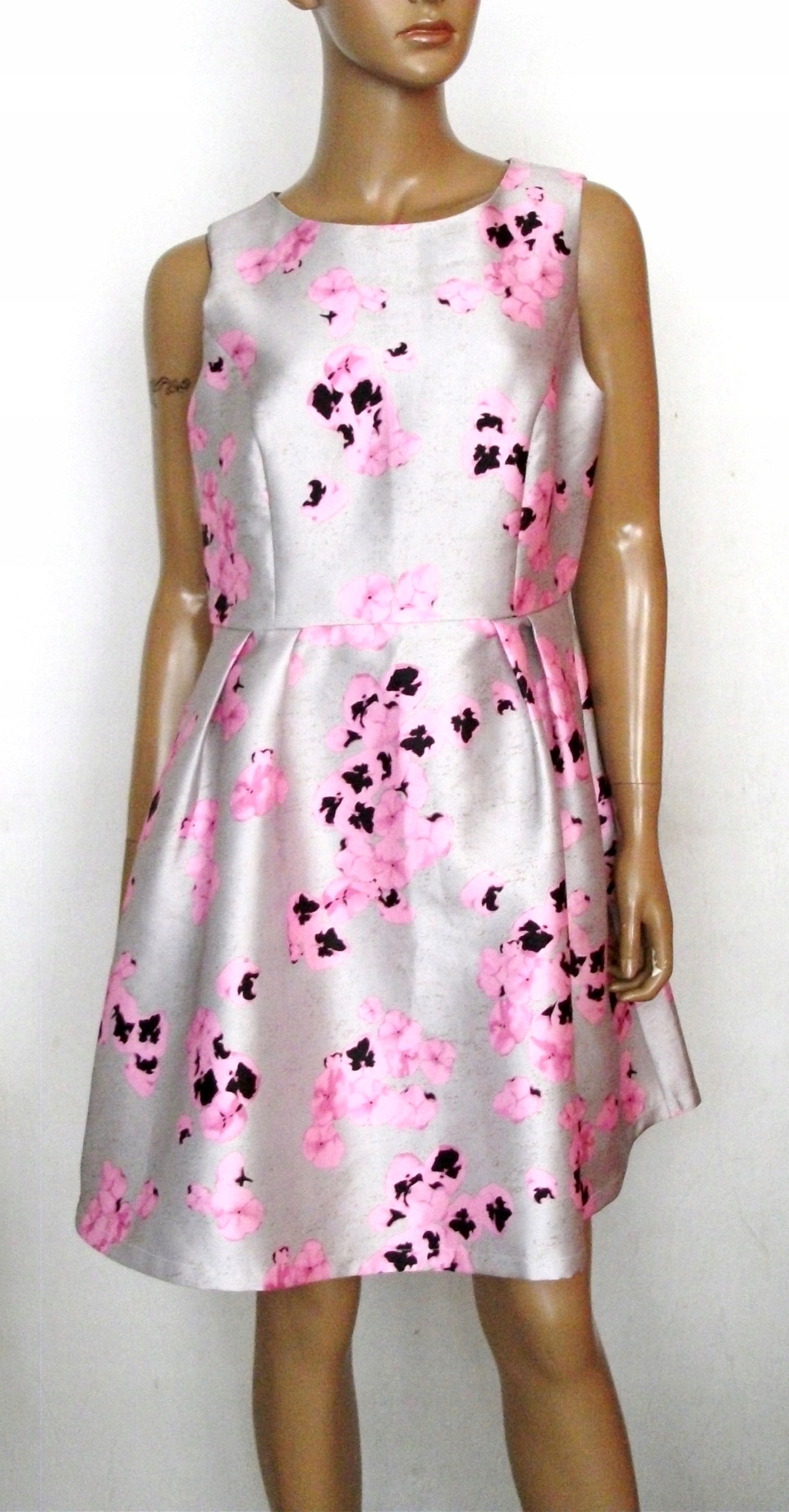 KOLOROWA SUKIENKA R.40 S/473