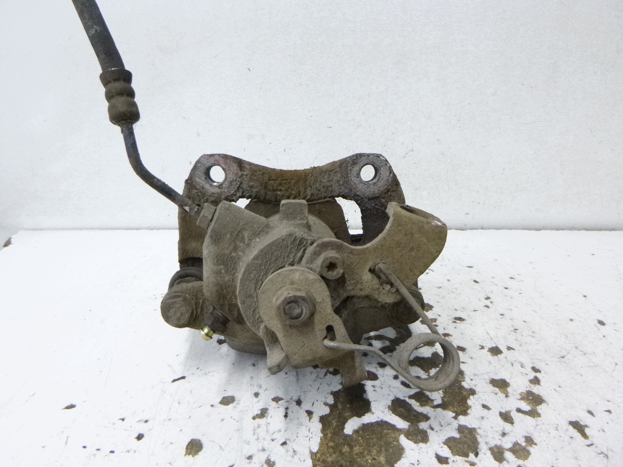 caliper brake rear part left Peugeot 407 2.0 B TRW 2005r.