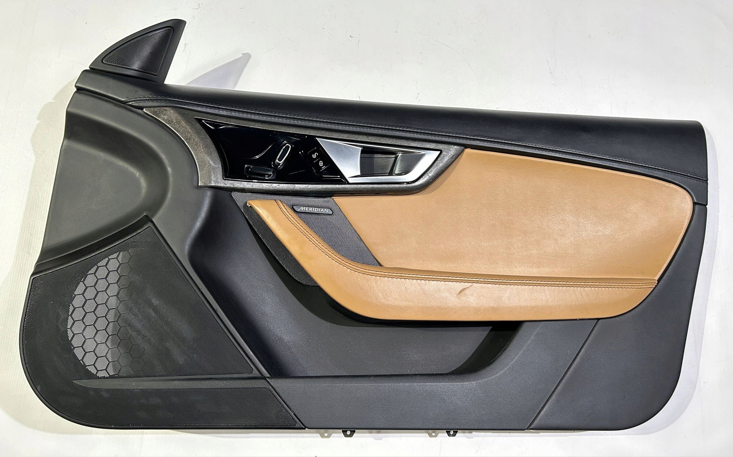 side door right right upholstery side Jaguar F-Type x152 2013r