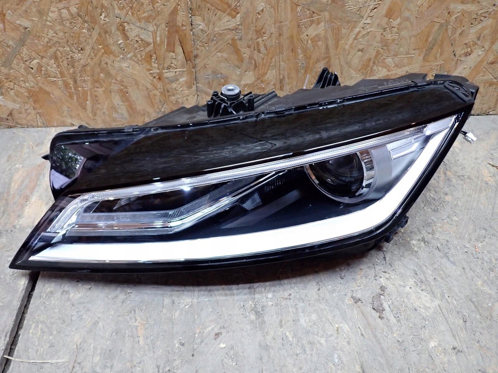 light left left BI XENON AUDI TT 8S 2014- 8S0941005F