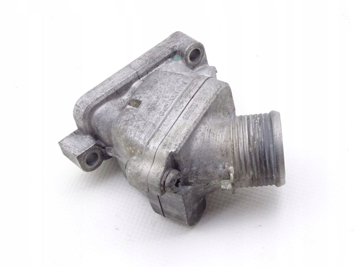 VOLVO S60 S80 V70 2.4 D5 D5244T OBUDOWA TERMOSTATU Numer katalogowy części 863695