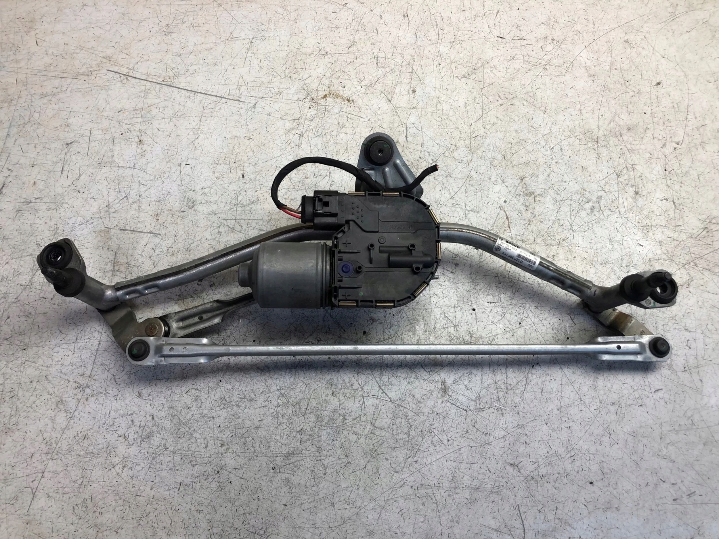 Wischergestänge vorne VW PASSAT B8 3G1955023D