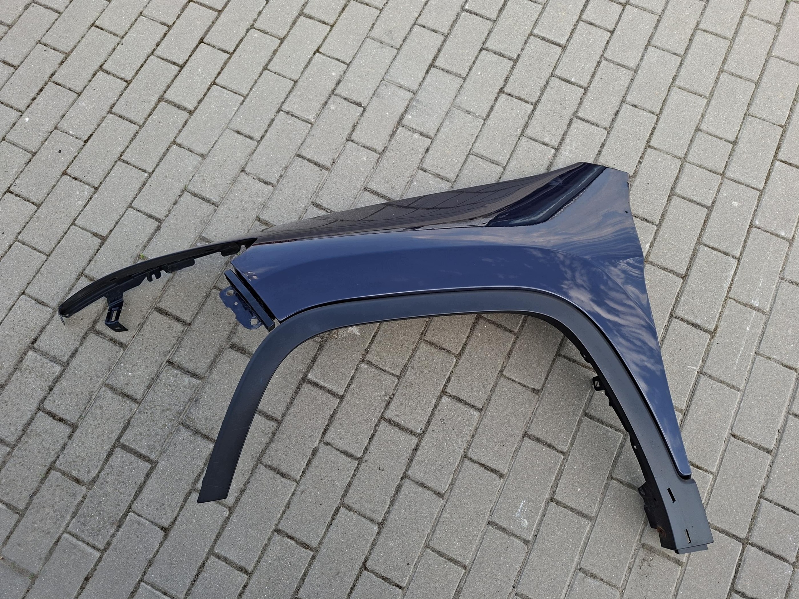 fender front front left moulding support JEEP CHEROKEE V KL PBU