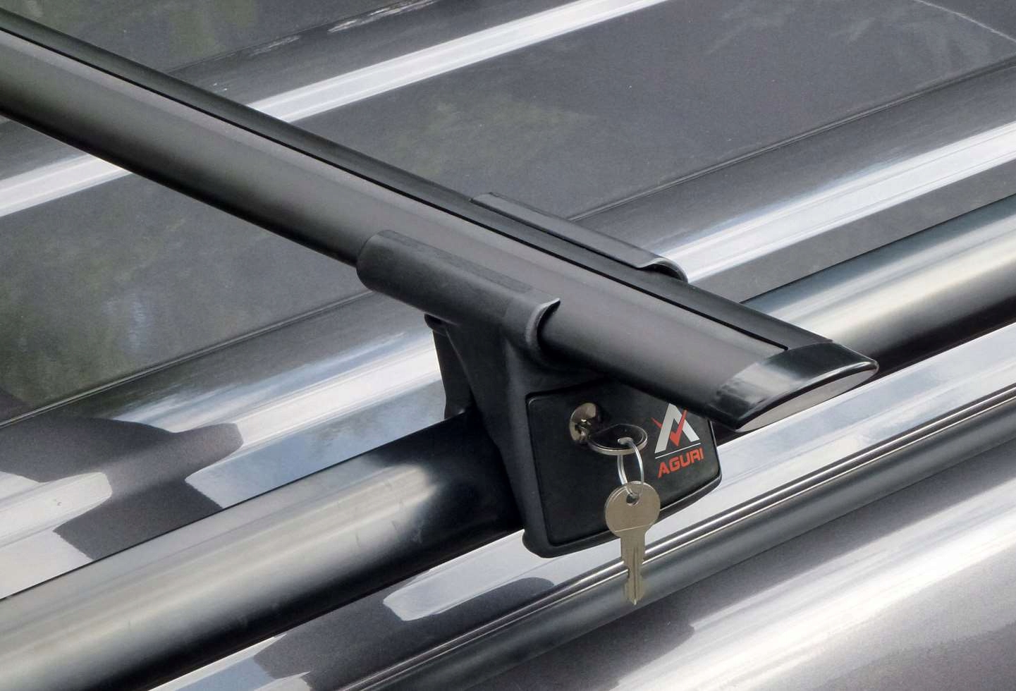 Bagażnik dachowy belki AGURI Jeep RENEGADE 2015- Kolor czarny