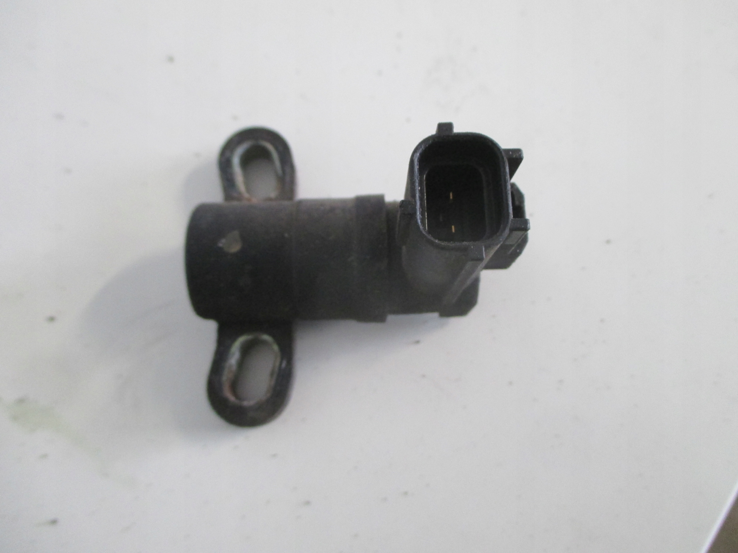 MAZDA 5 CR 05-10 1.8 L8 CZUJNIK WAŁU 157F-6C315-AD