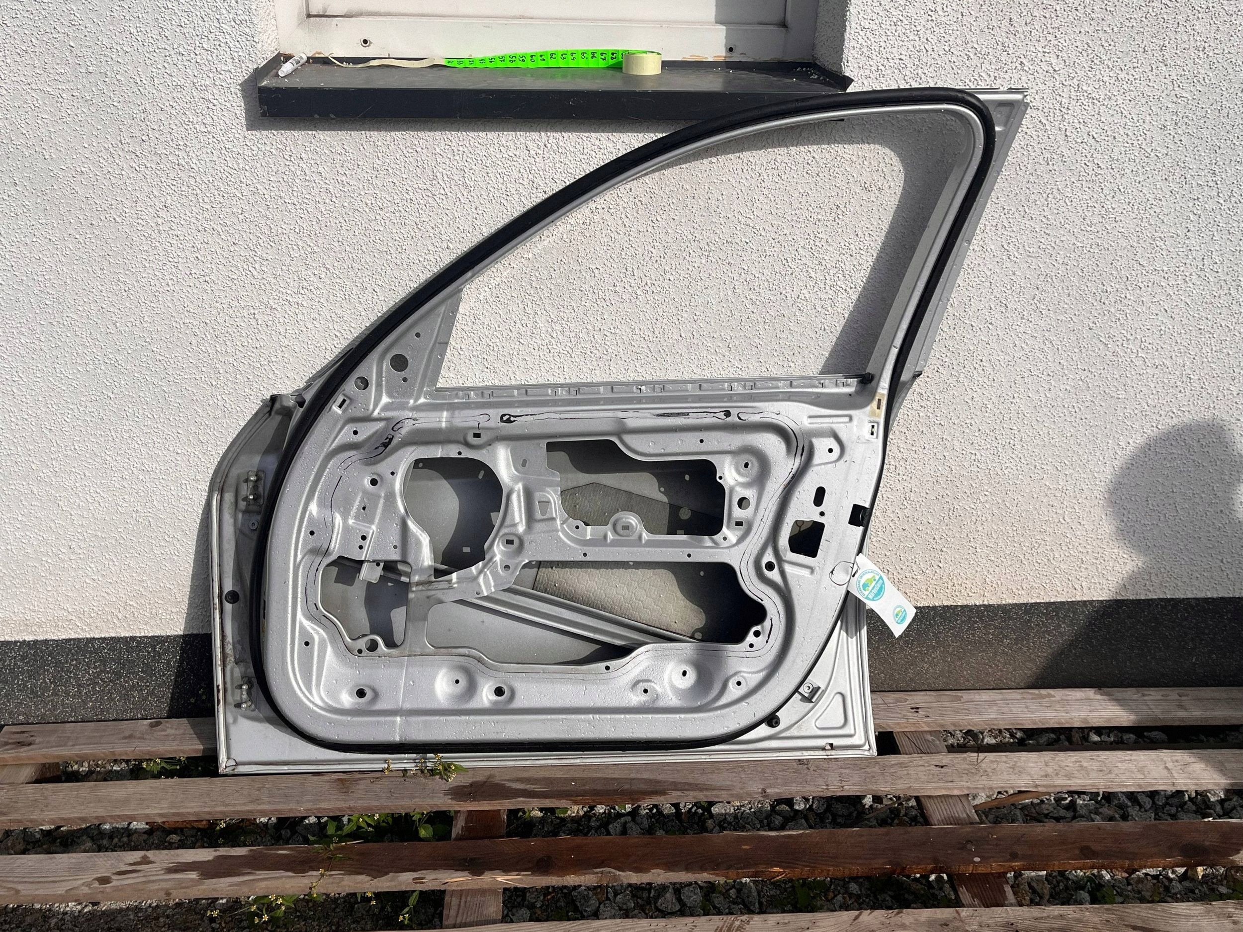 dvere predné pravá strana BMW 3 E91 5A2A386 @M