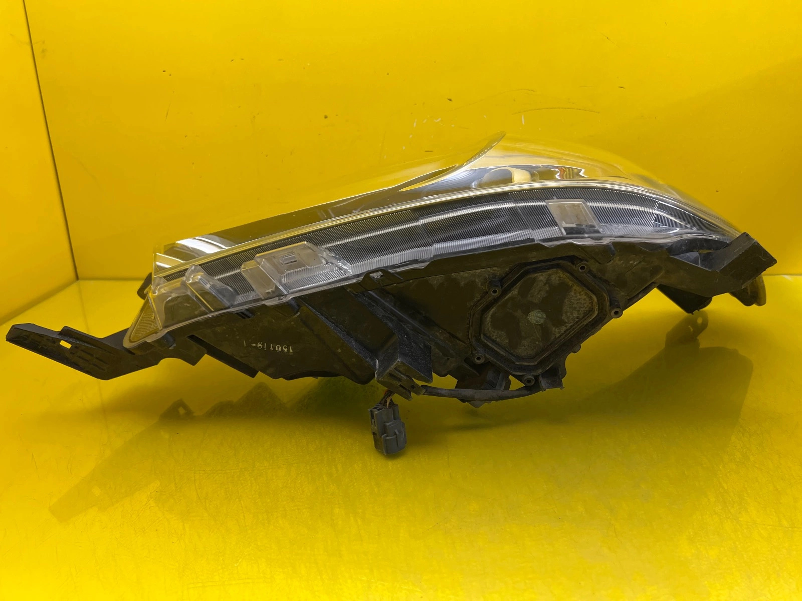 light left Toyota Hilux VIII Full Led 16-21