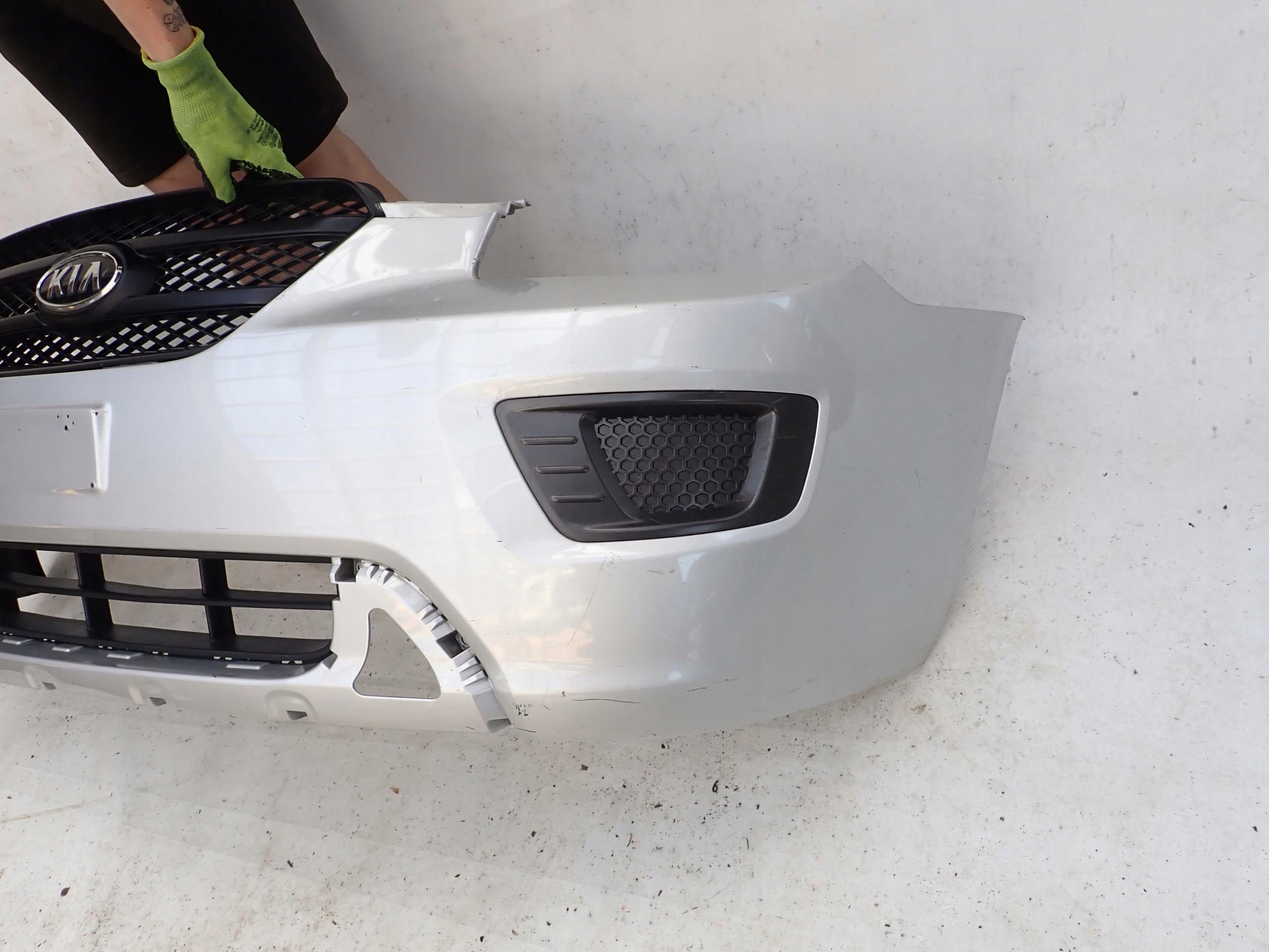 KIA CARENS III 06- front bumper front