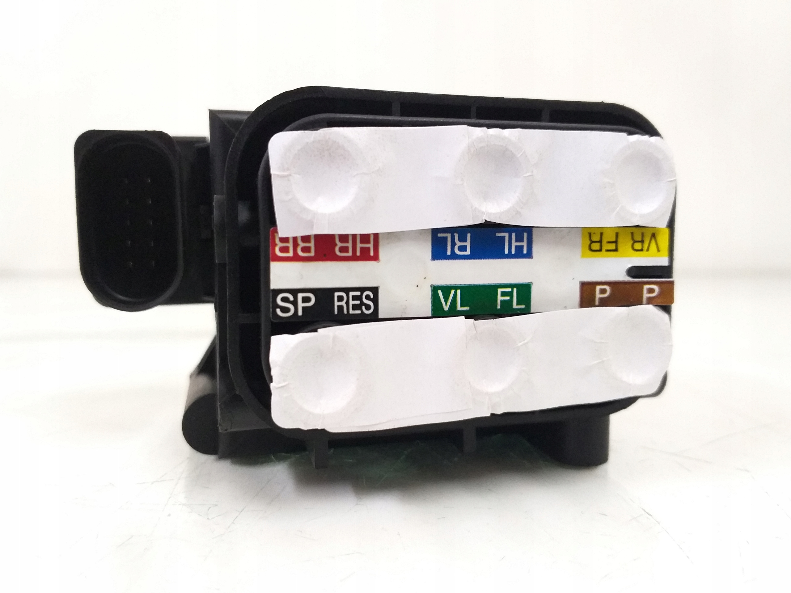 251 320 - Розподільник підвіски AIRMATIC W221 2513200058