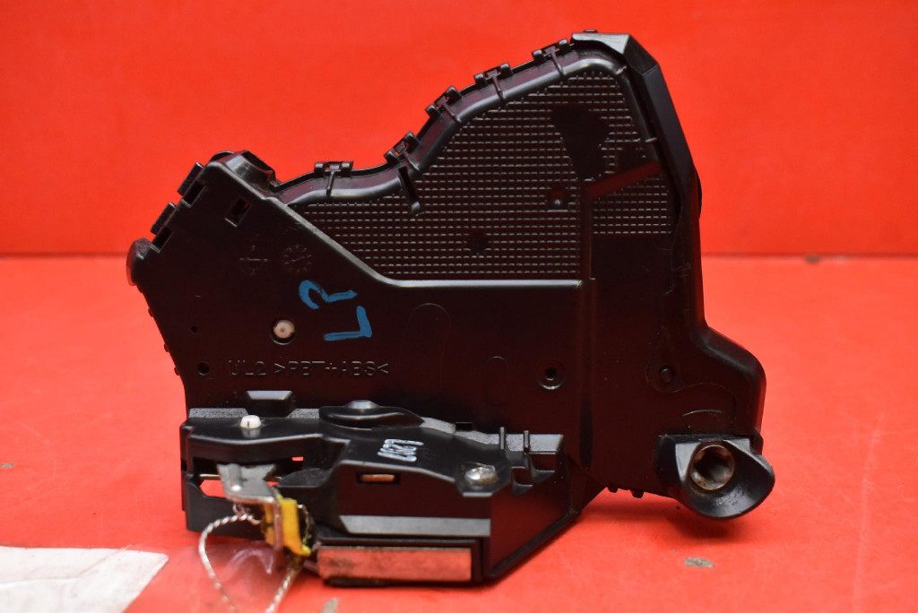 lock door left front front EU TOYOTA AURIS 1 and 3D HB 06-09