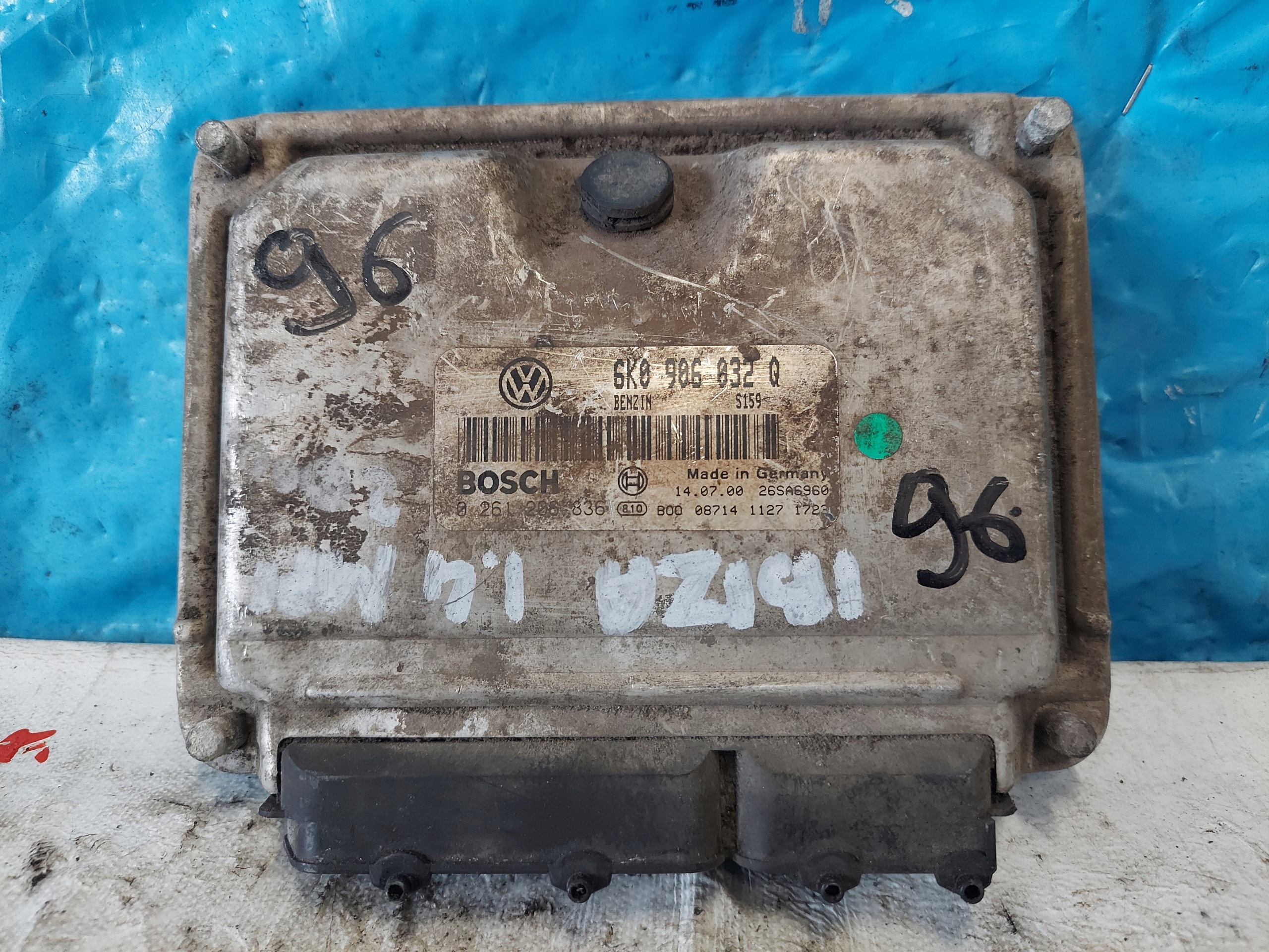 IBIZA 1.4 B 6K0906032Q unité de commande électronique uce moteur