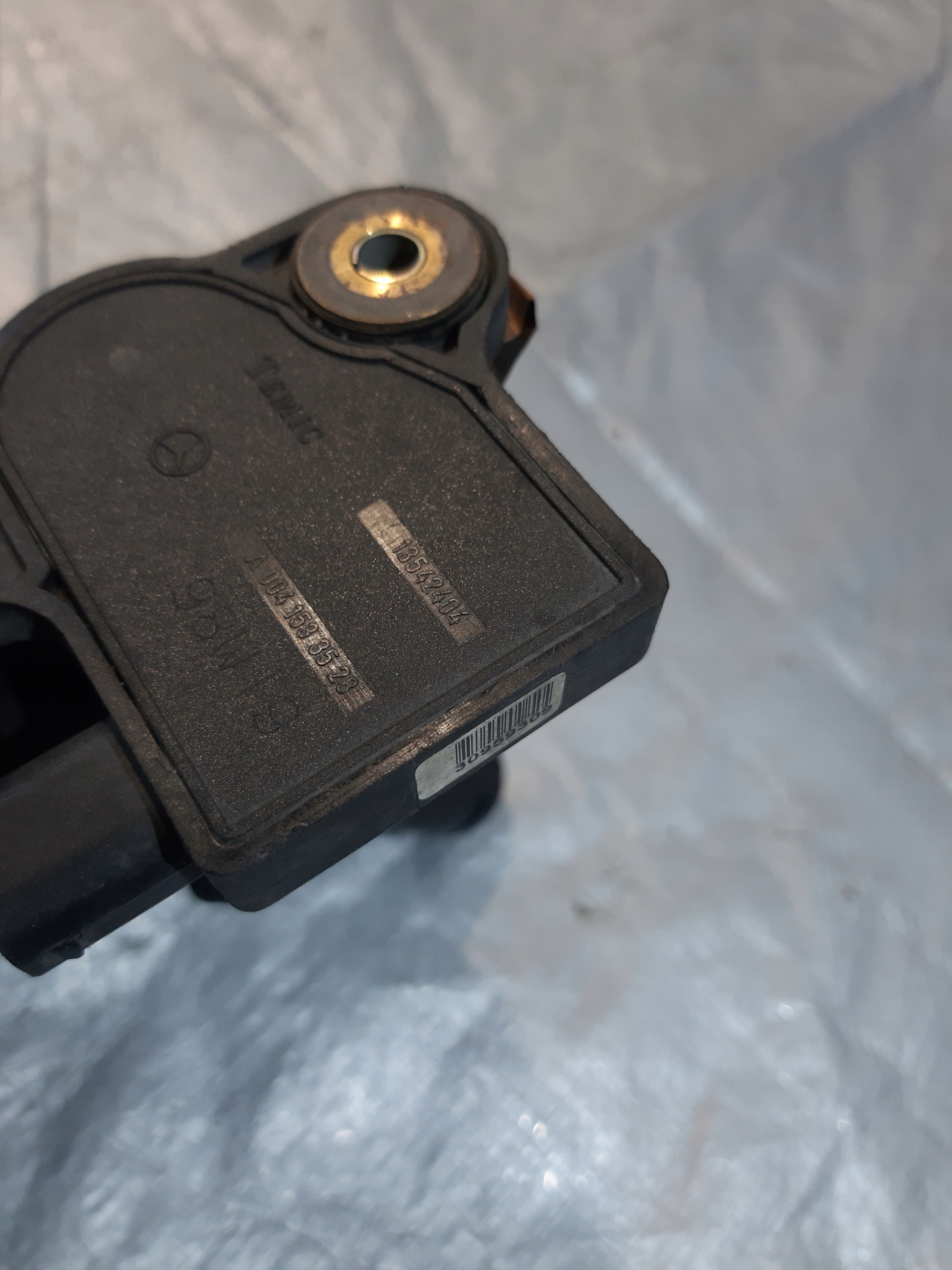 Mercedes-Benz OE A0041533528 sensore Livello olio