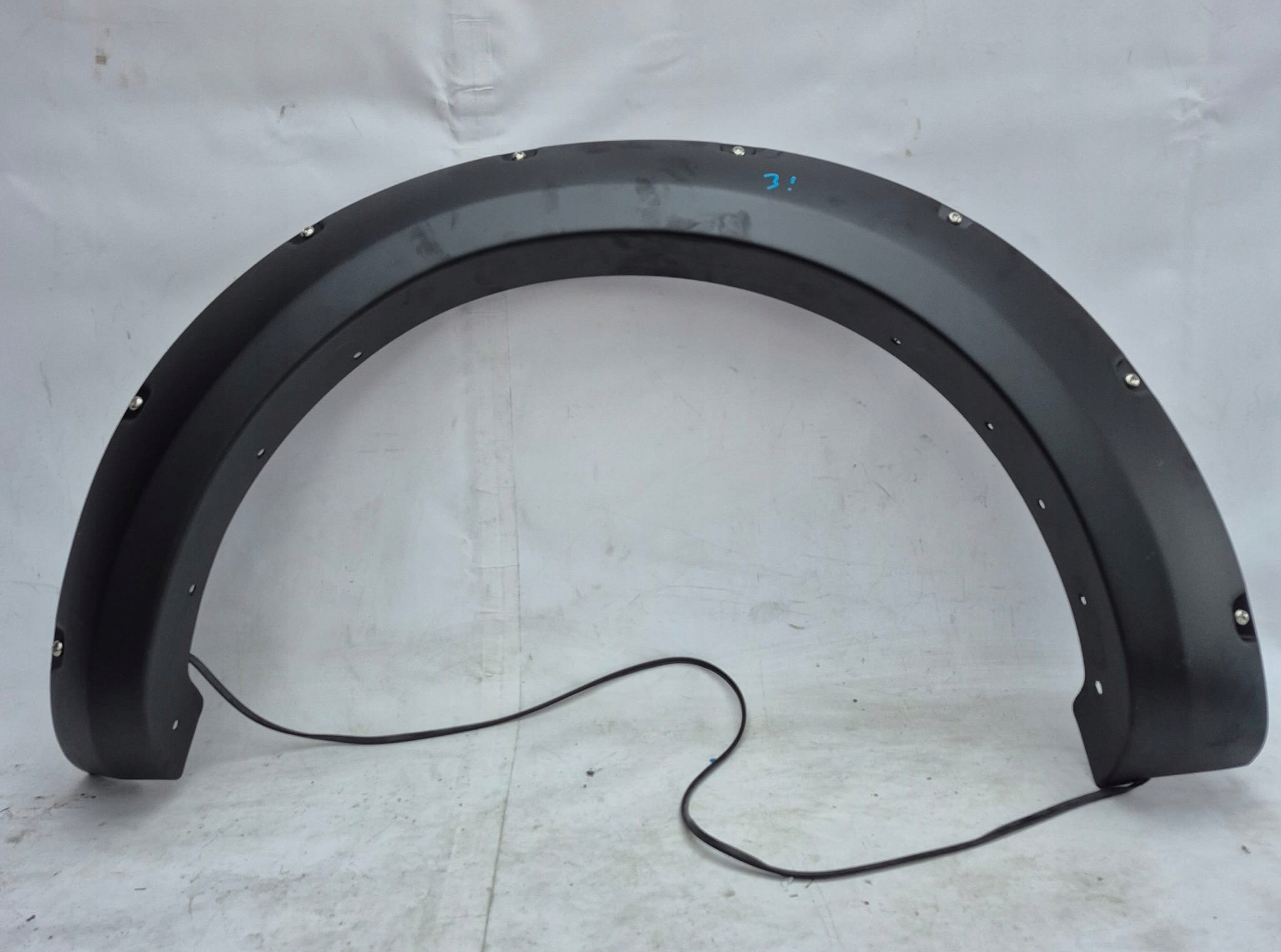 FORD RANGER 15- moulding for fender left front front POSZERZENIE 779250