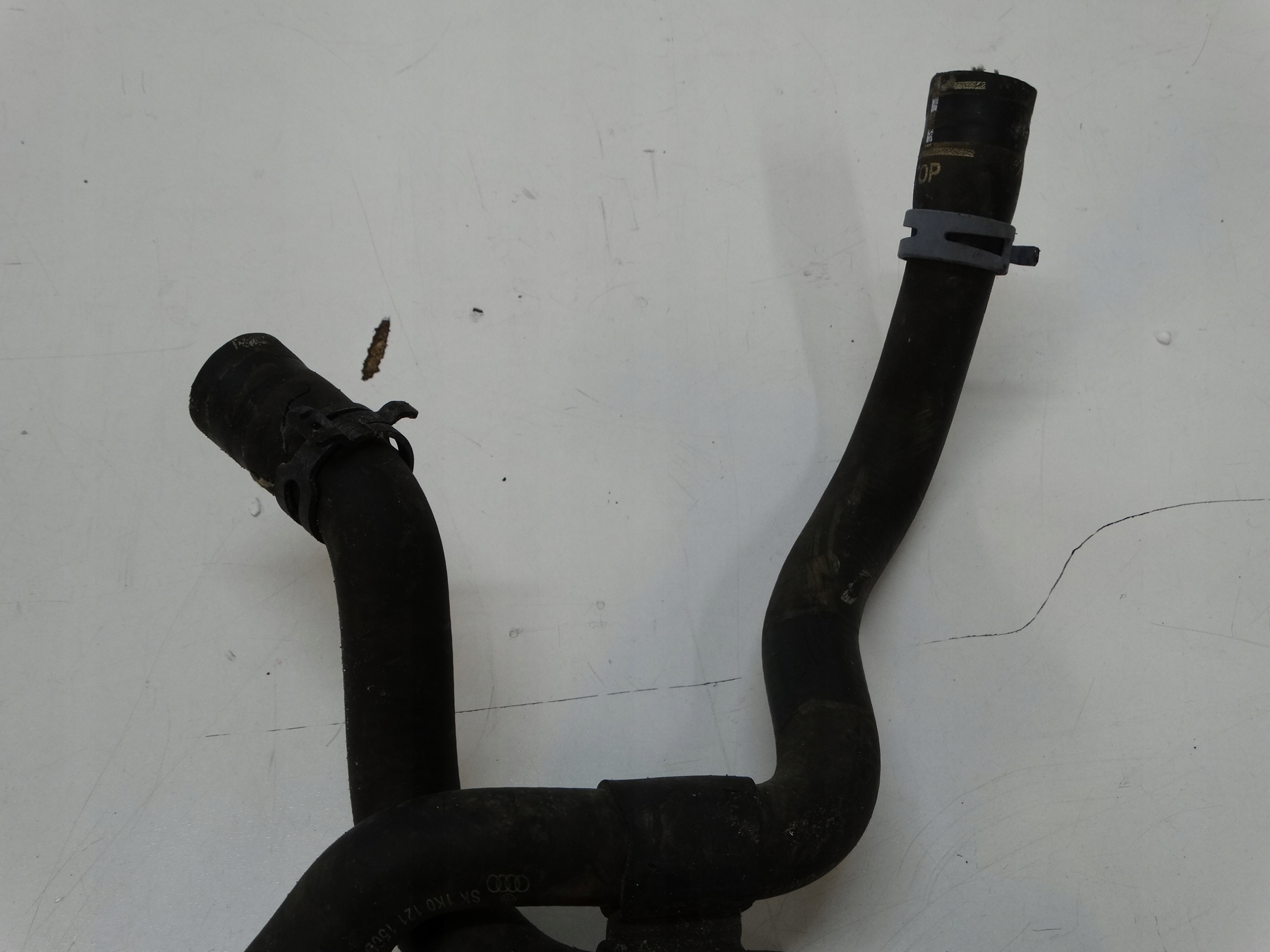 crijevo prijenos vode VOLKSWAGEN GOLF VI 1K0121156DK