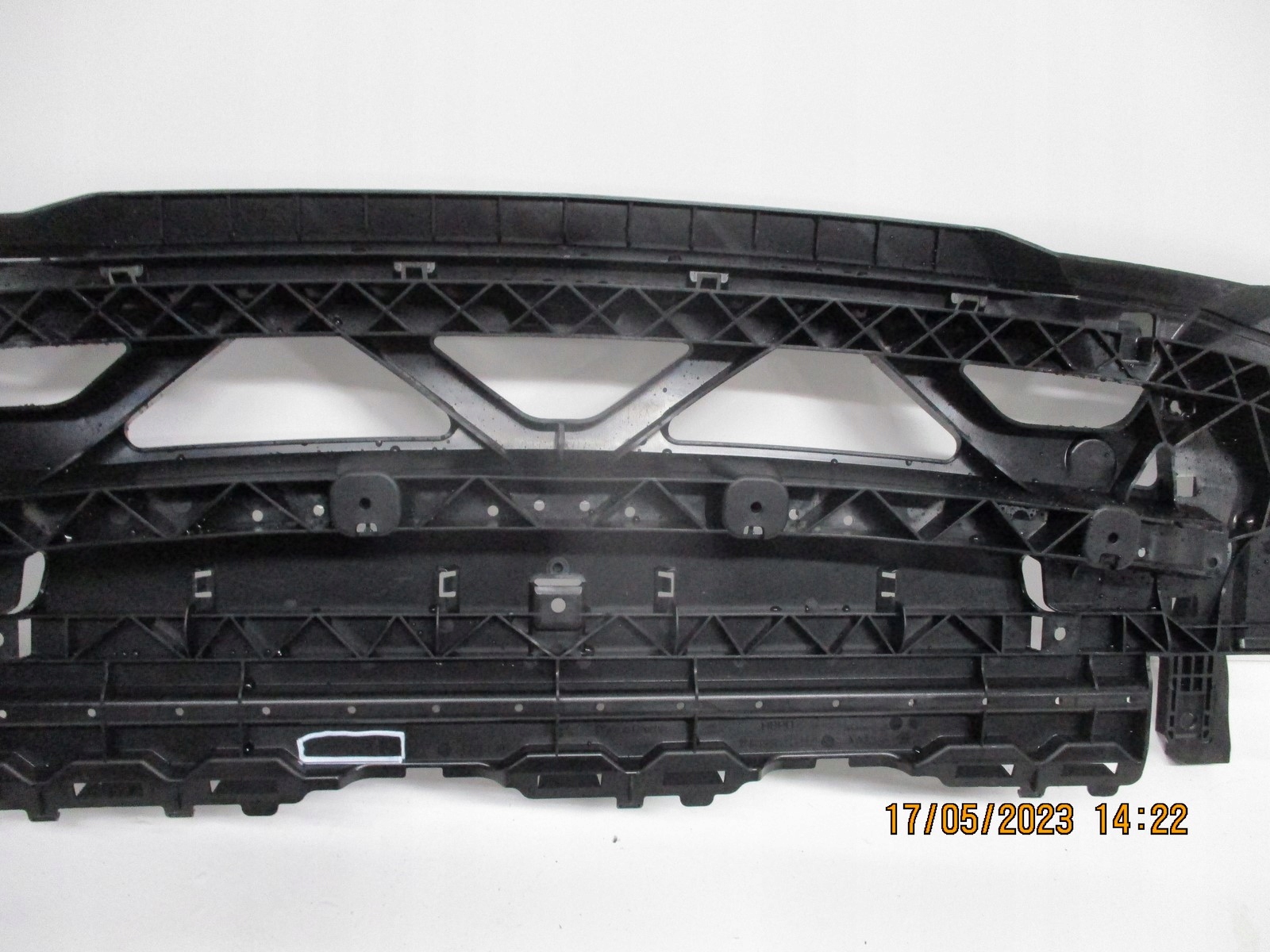 pillar bumper support MACAN 95B 95B805241J