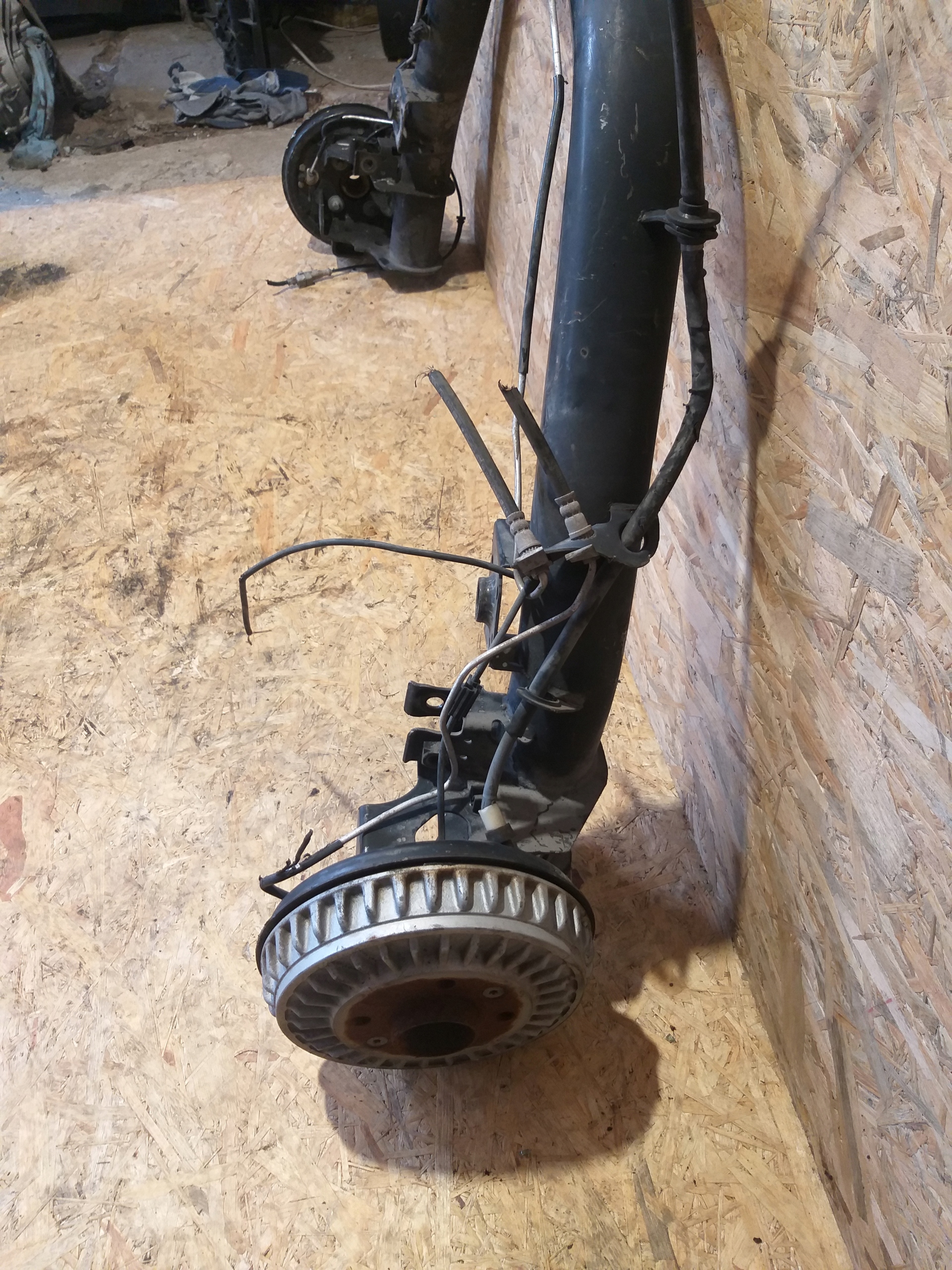 Oś tył belka Smart A453 Producent części Smart OE