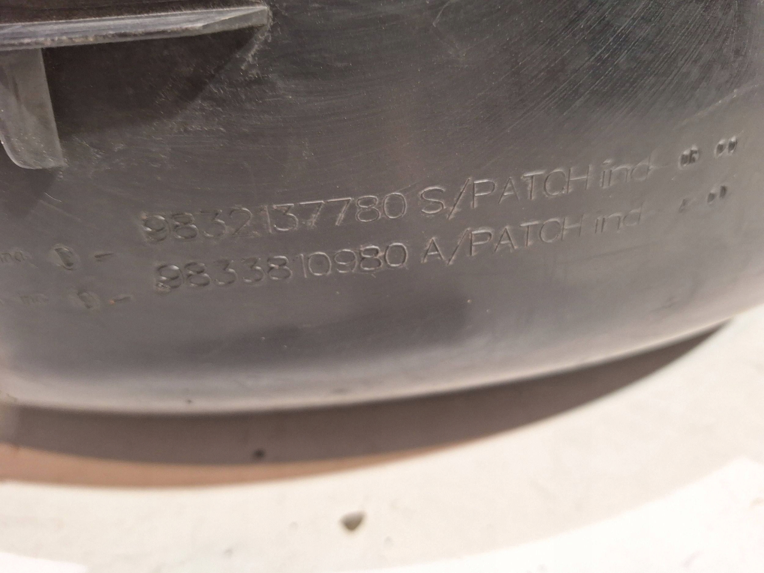 mudguard right rear part 9832137780 CITROEN JUMPY III EXPERT III 2016
