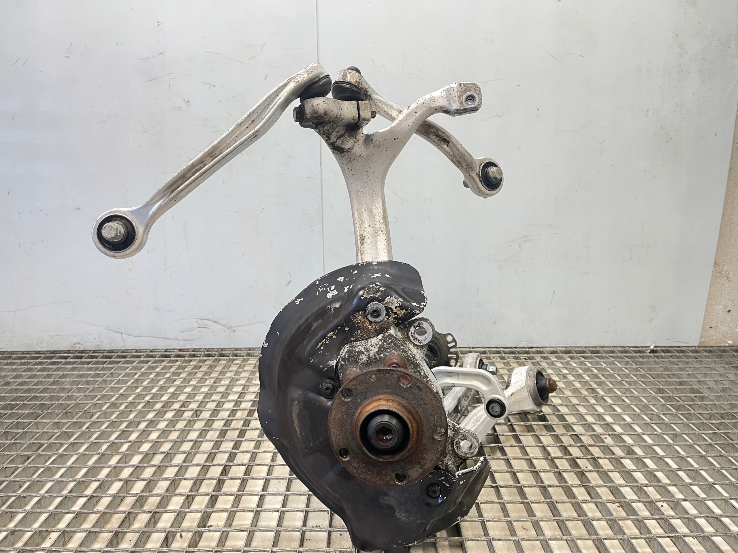 AUDI A6 C6 swing right front left front 4F0257 complete