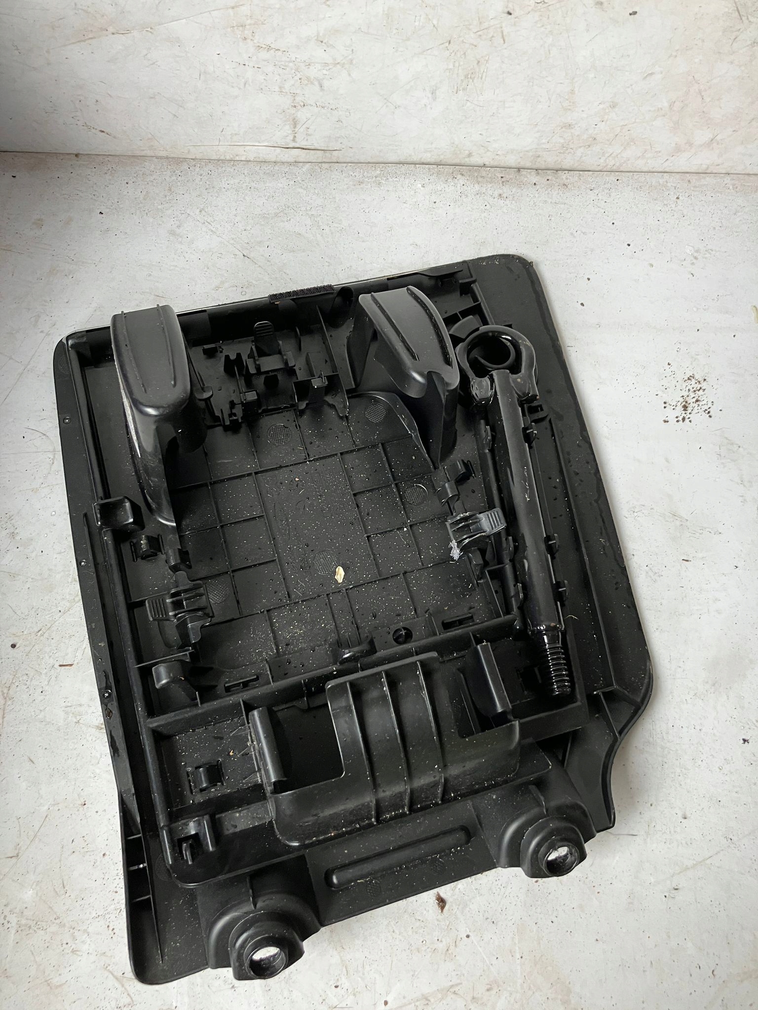 Handschuhfach UCHO Kugelkopf TWINGO III 745L67567R