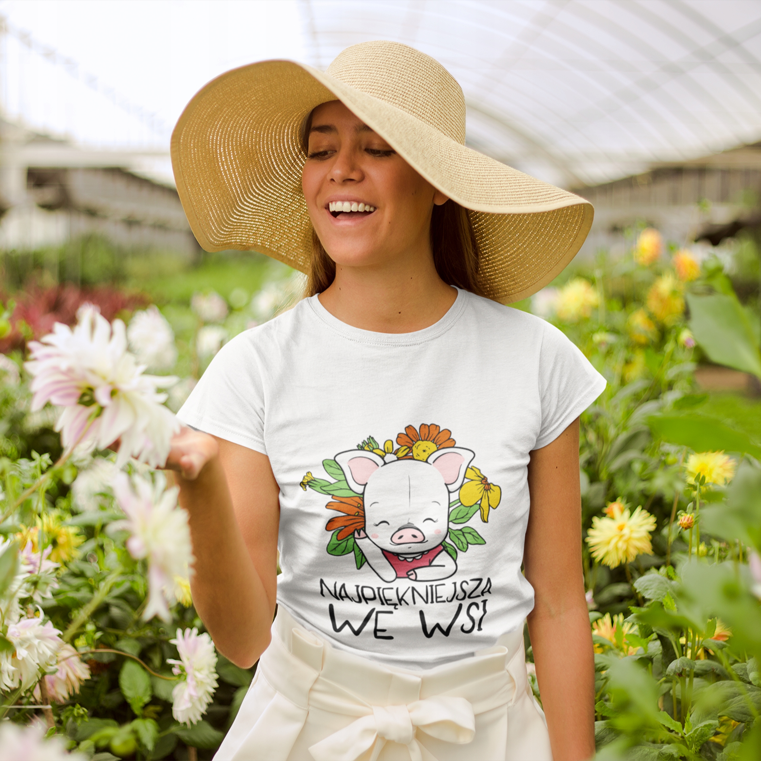 KOSZULKA TSHIRT NAJPIĘKNIEJSZA ŚWINKA WE WSI Wzór dominujący inny wzór