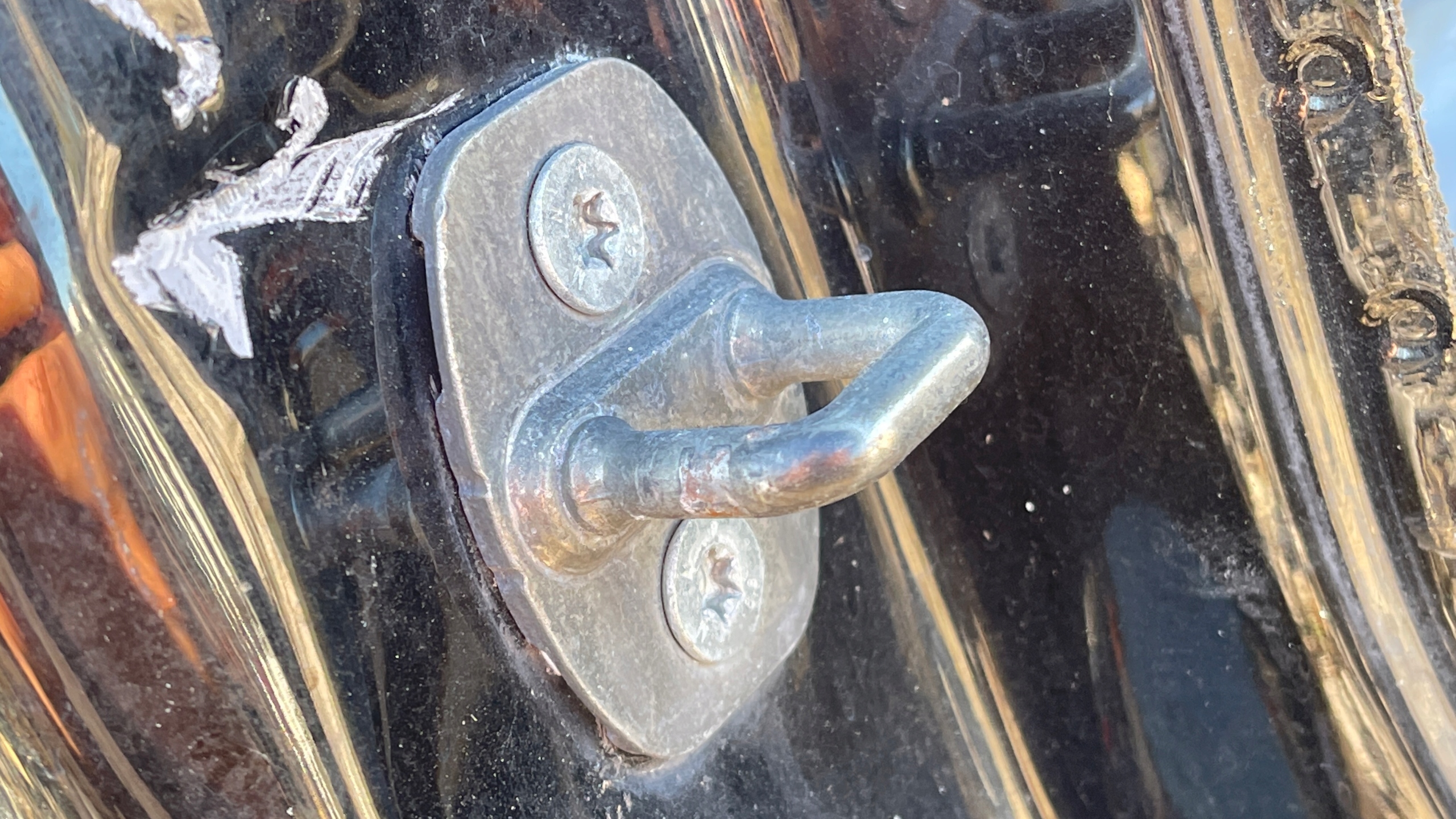 CHEVROLET CAMARO VI 16- RYGIEL DRZWI