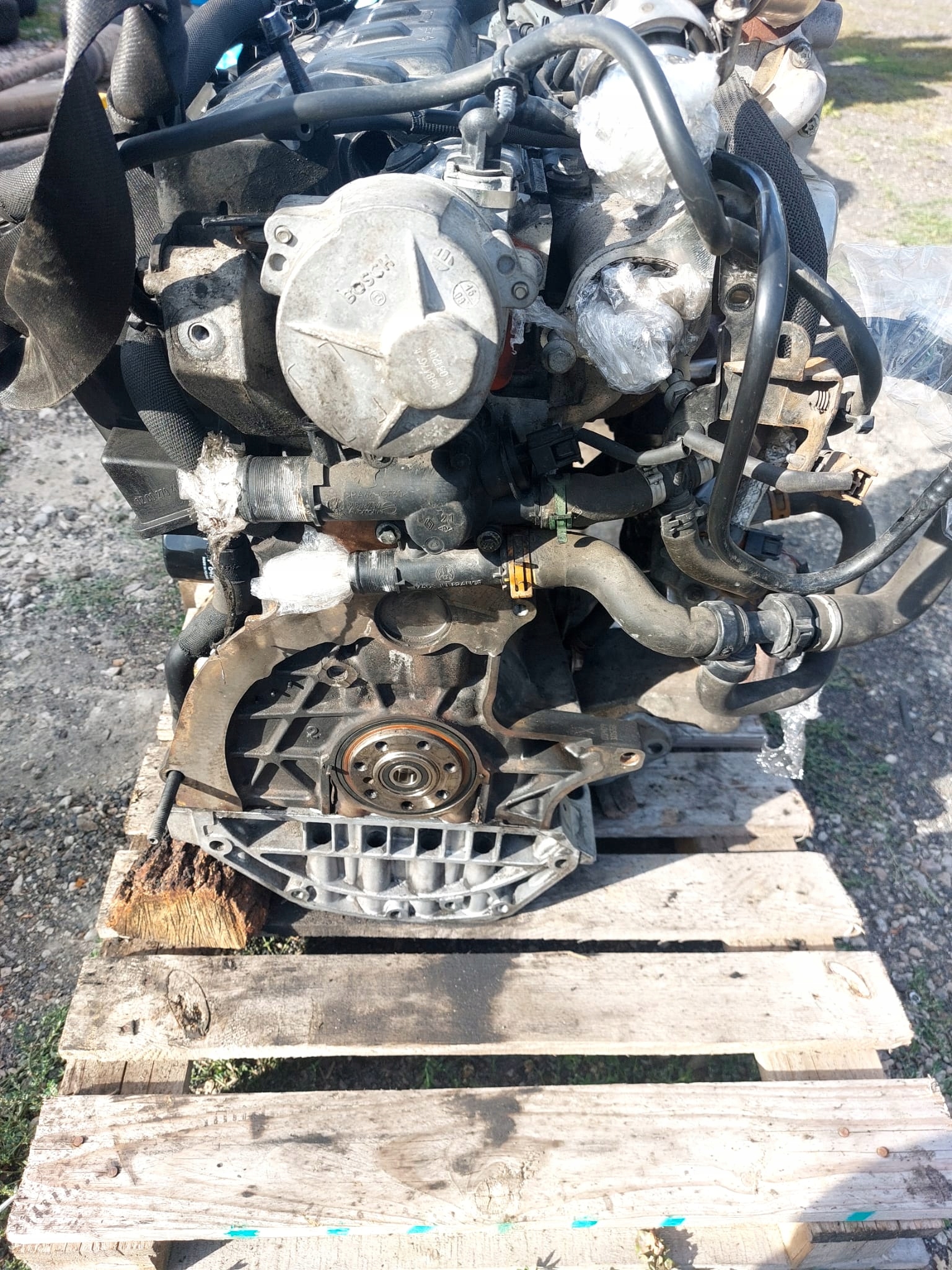 7b447bc94bad8a3b67b927b0ff78