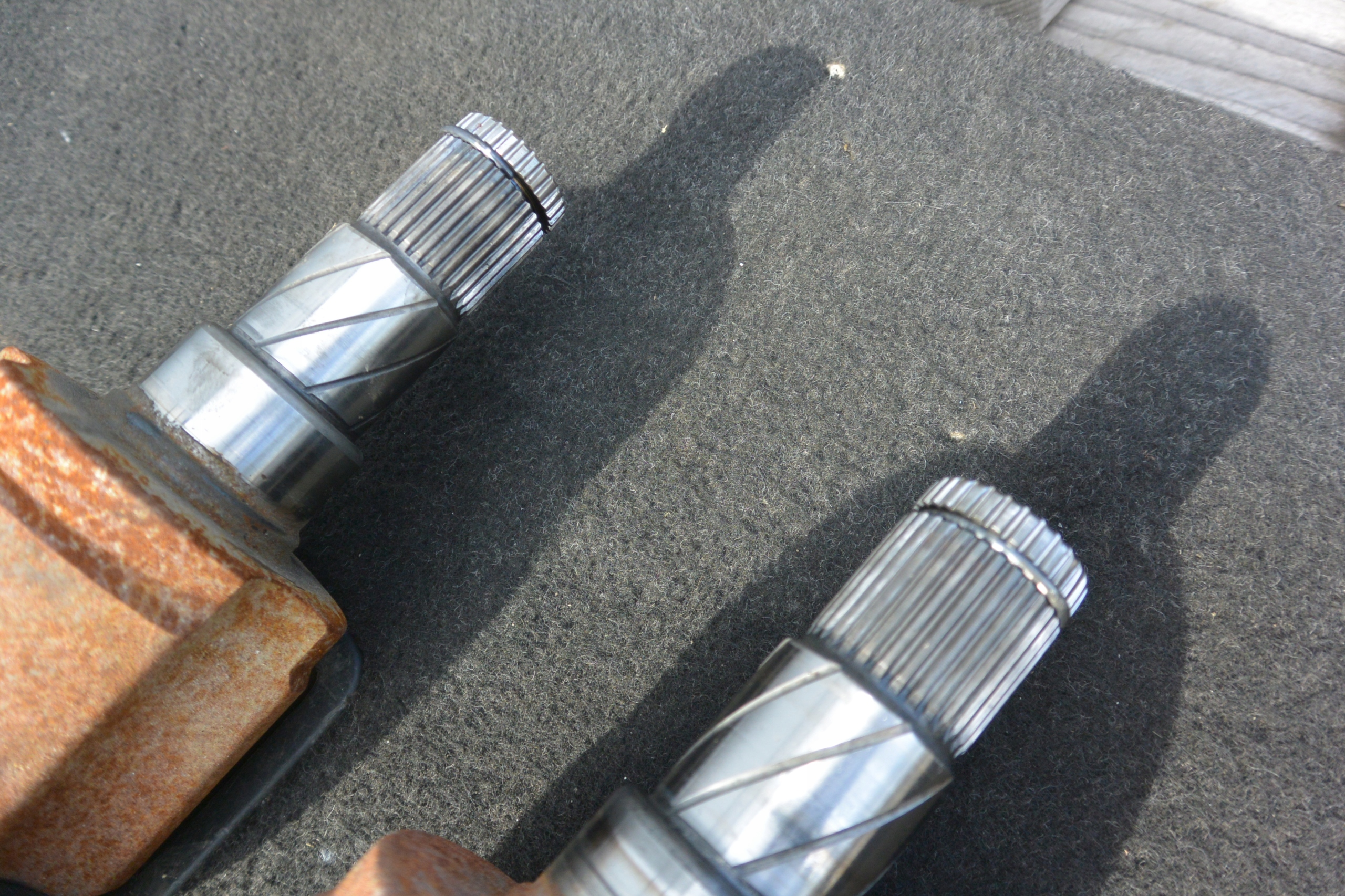 semi-axis rear part right left TESLA MODEL S P85 12-16