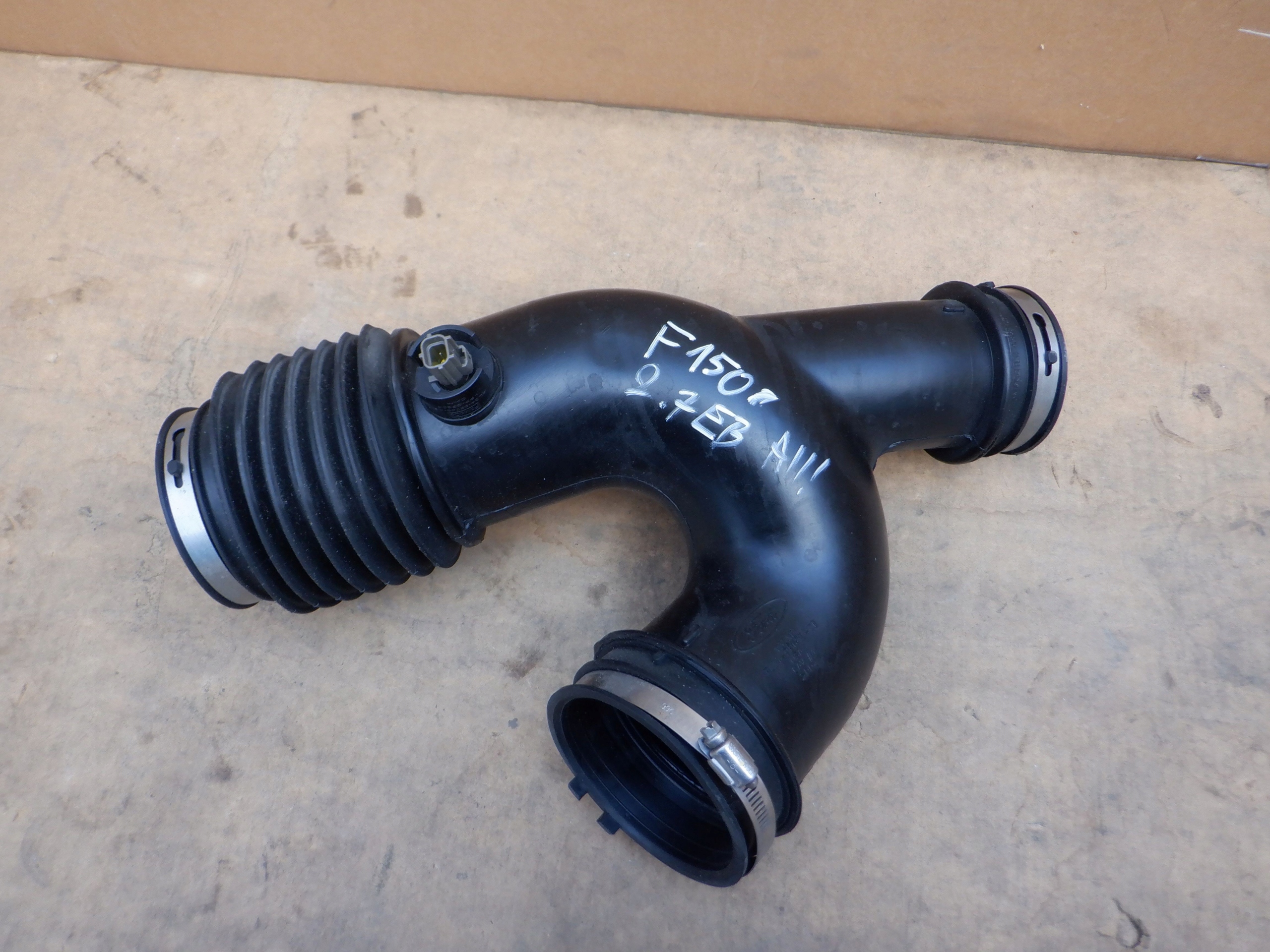 FL34-9R504-AB - Повітропровід FORD F150 2.7 ECOBOOST