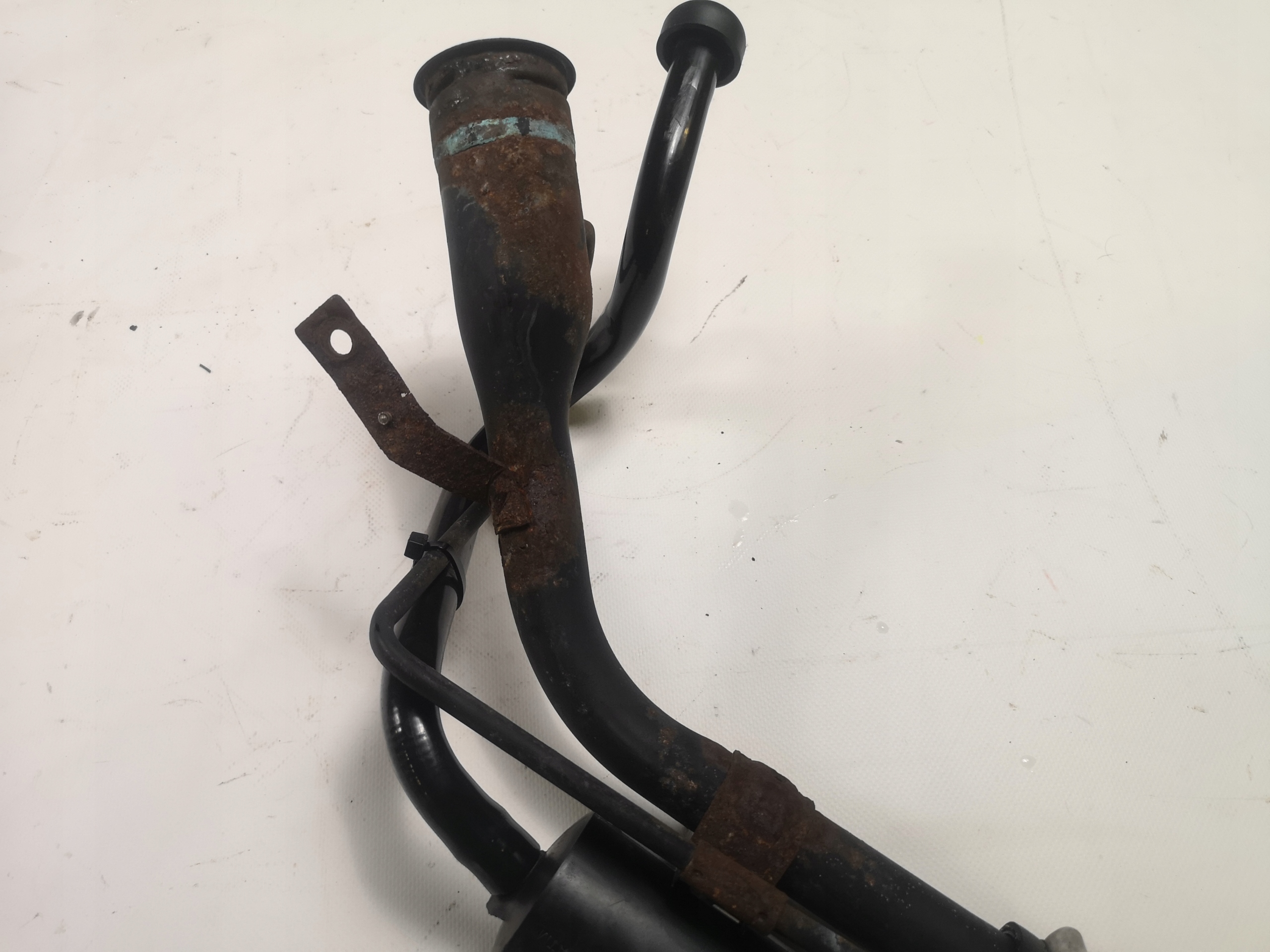 Tankklappe rohr Dodge RAM 1500 2009 - 2012