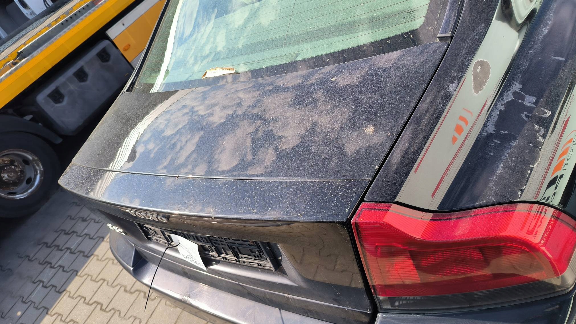 trunk door black VOLVO S60 and