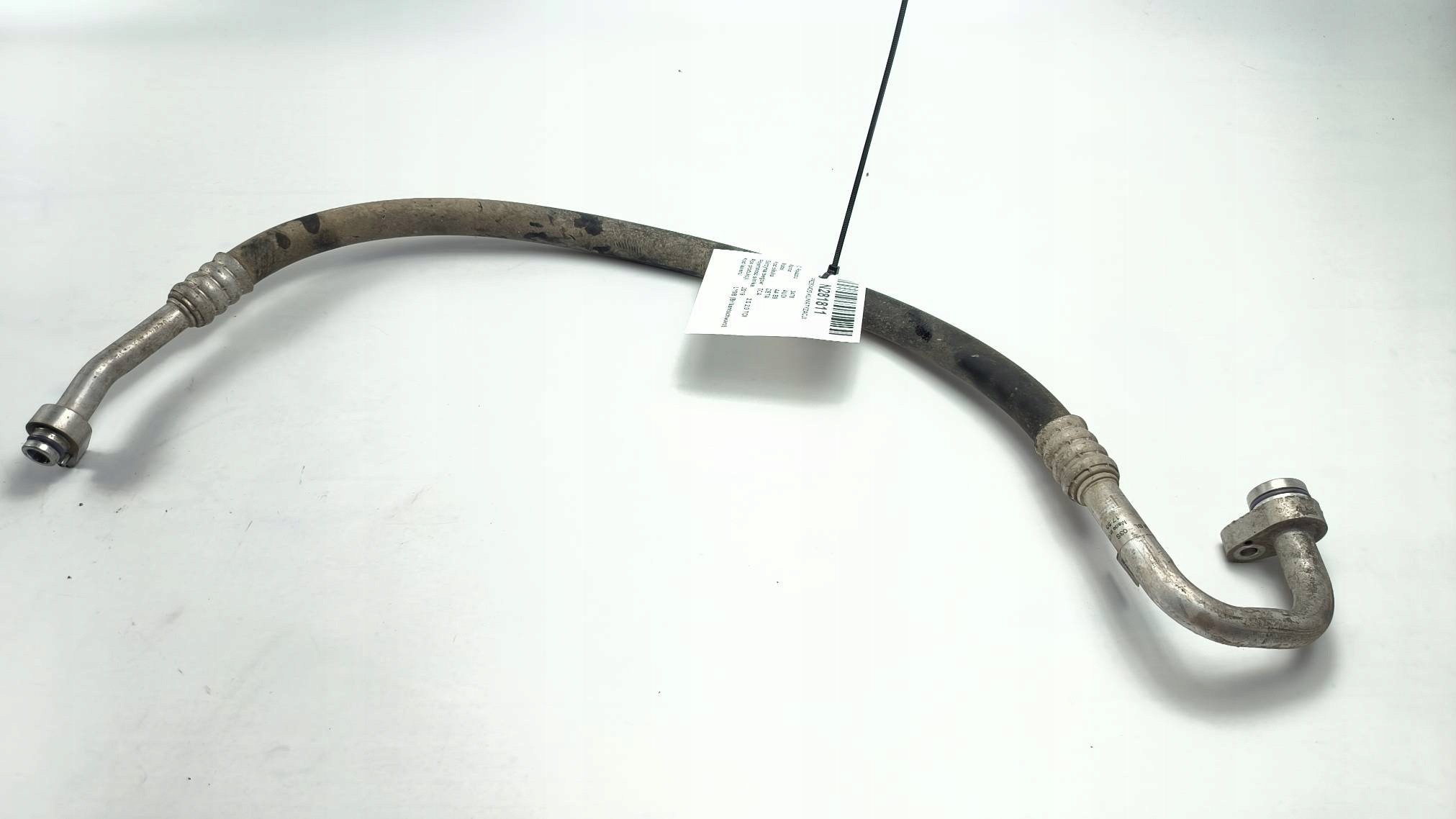 vedení klimatizaci 8W0816743BL AUDI A4 B9