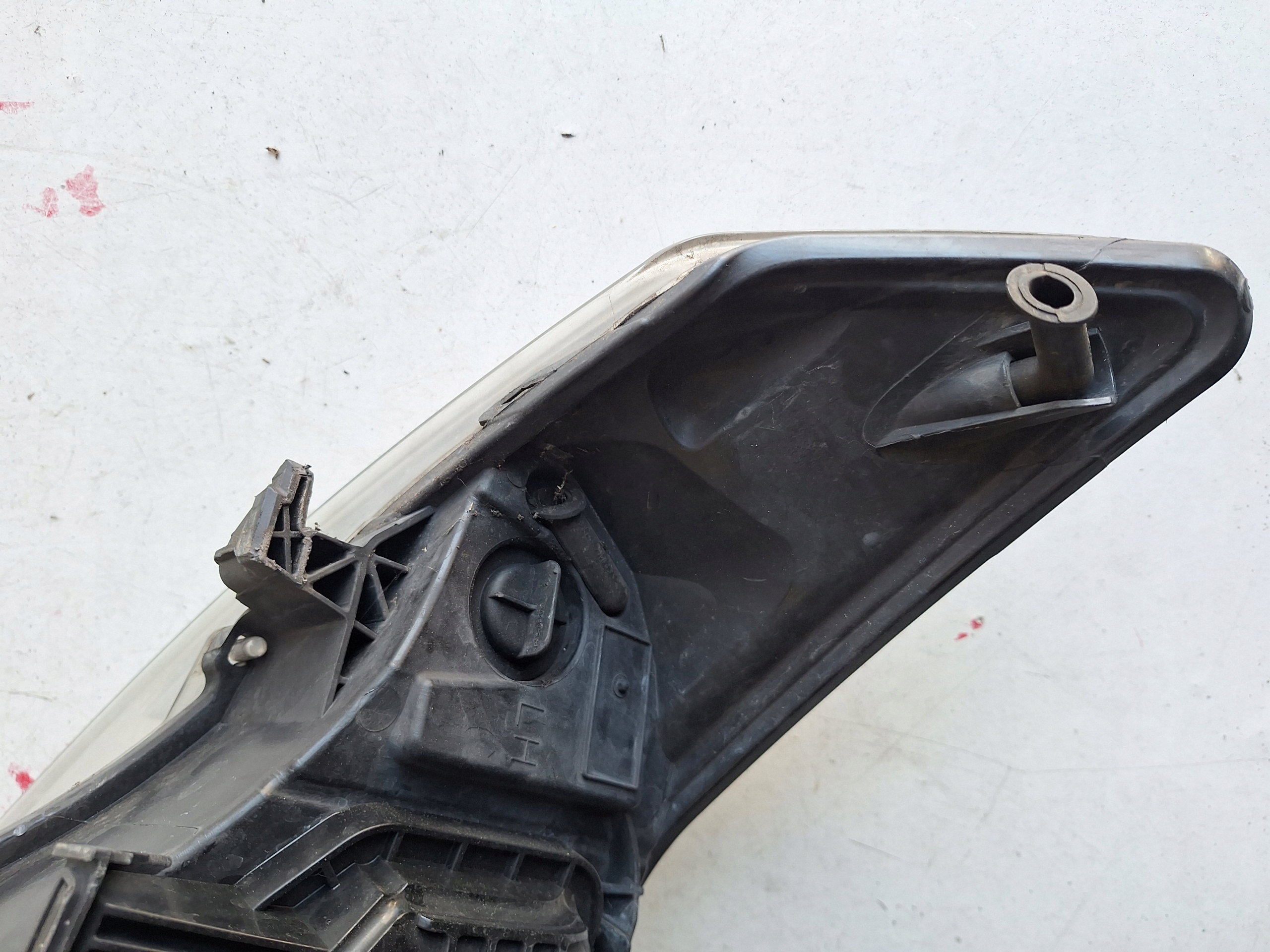 FORD MONDEO MK4 07-14 light left UK lens