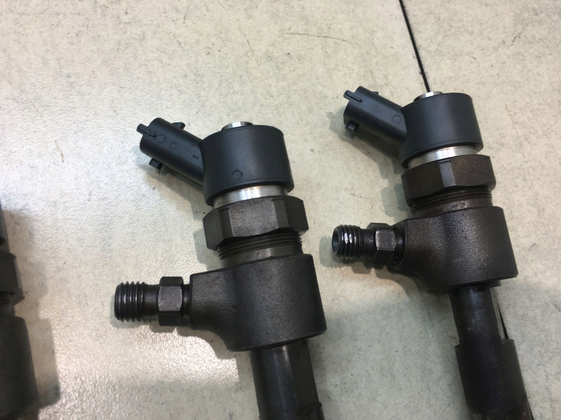 injector FIAT STILO 1.9 JTD 0445110119