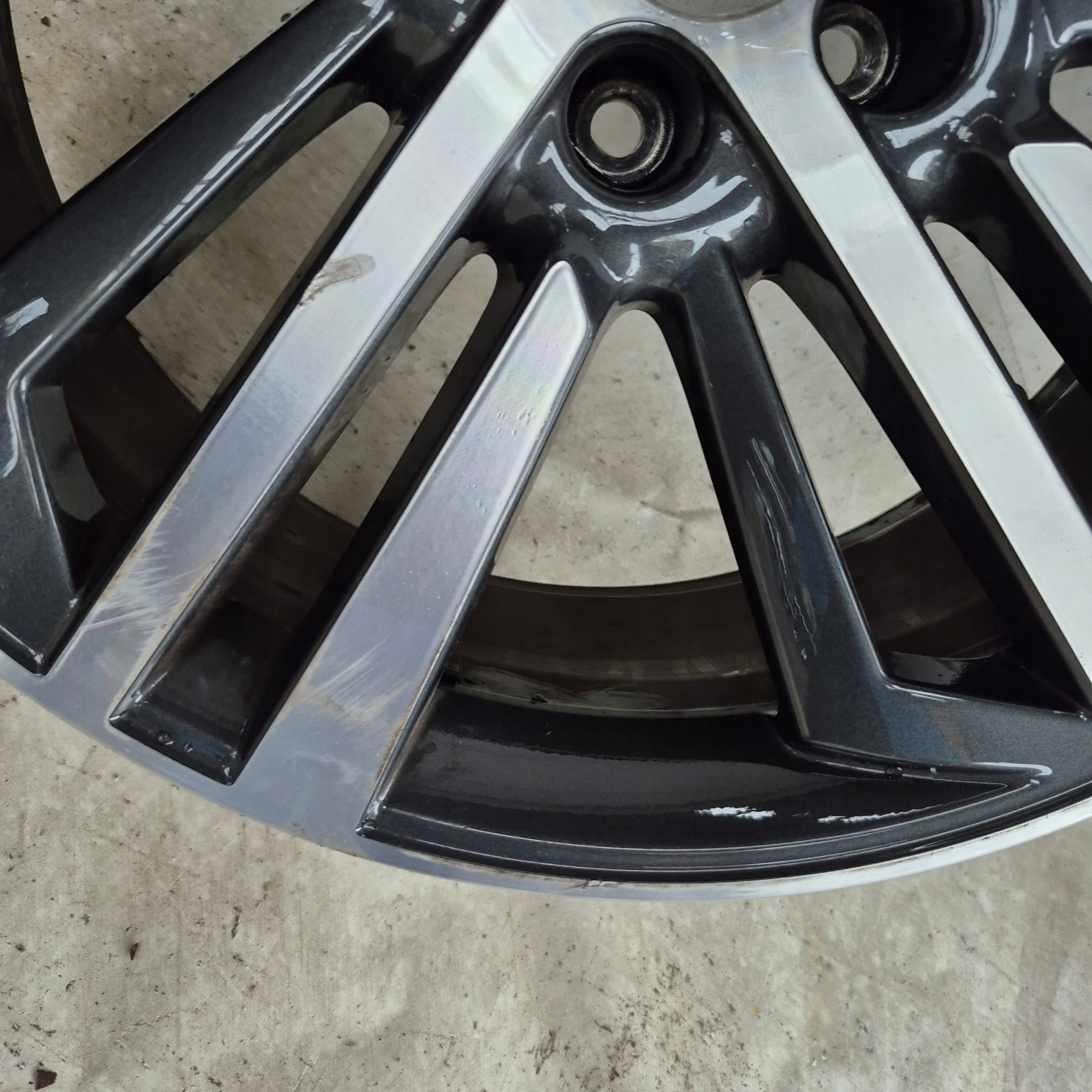 AUDI Q5 II SQ5 II FY disk hliníkový 20" 80A601025AE