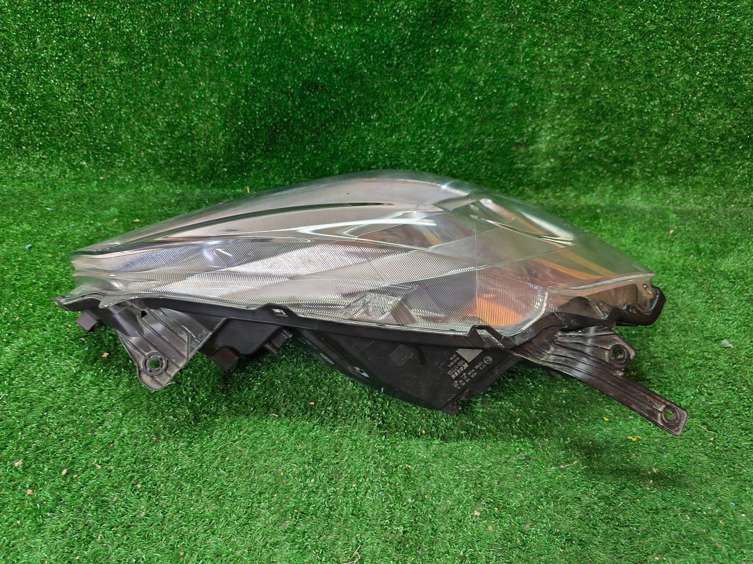 REFLEKTOR right front SUZUKI SX4 S-CROSS 13- NR.R1511