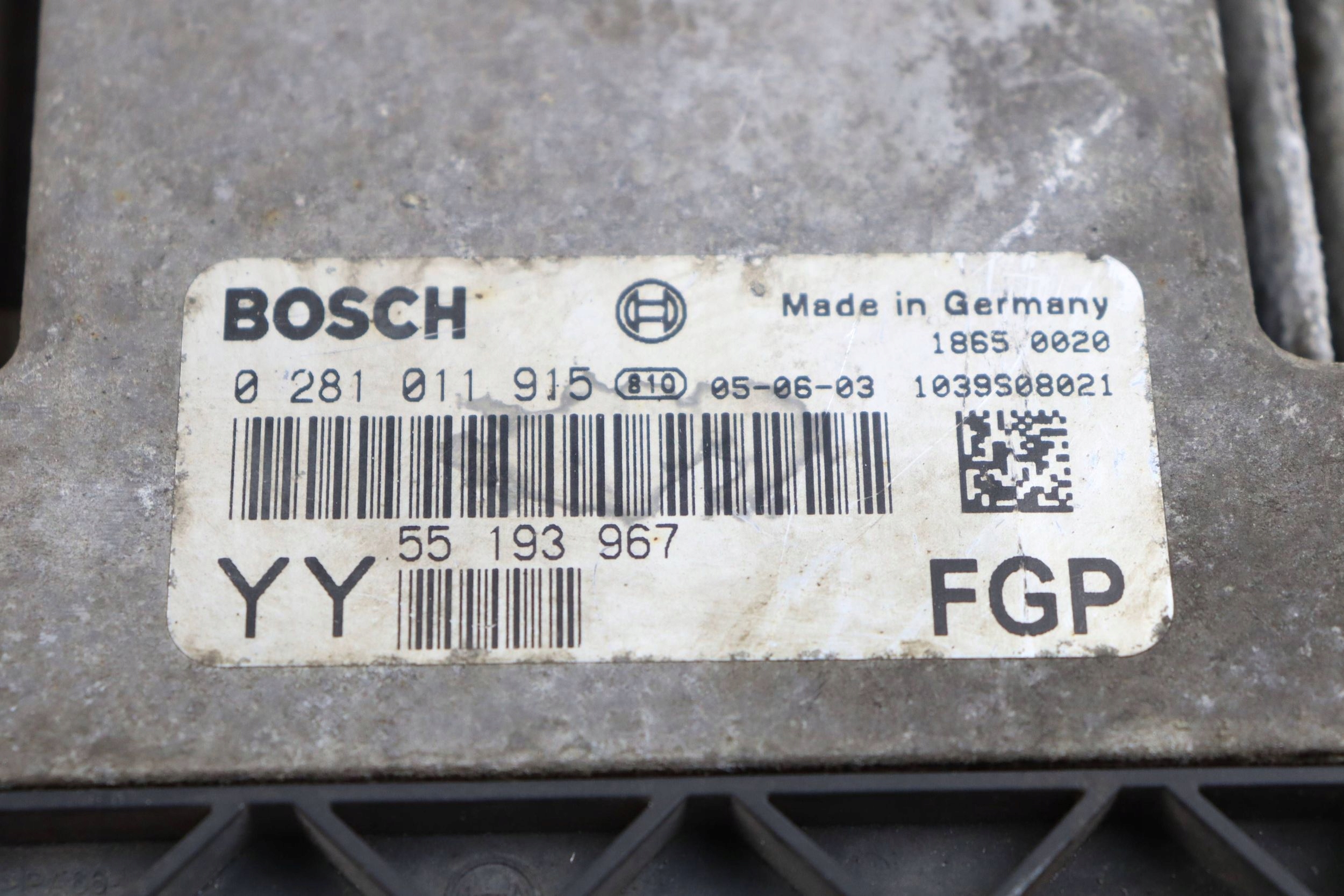 OPEL VECTRA C module control unit of the engine 1.9D 55193967 0281011915