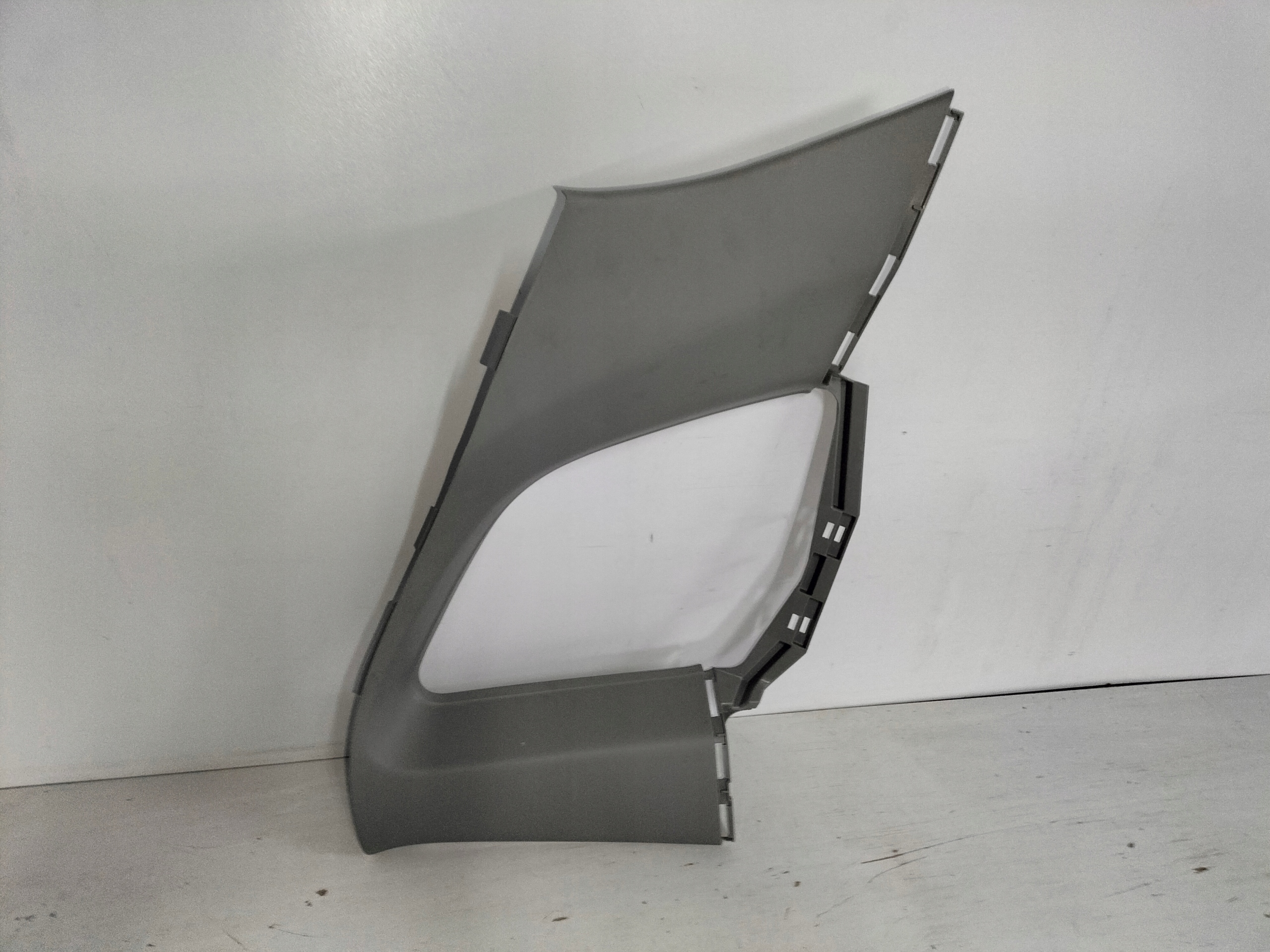 BLENDE ABDECKUNG SLUPKA HECK RECHTS SUZUKI VITARA III 15