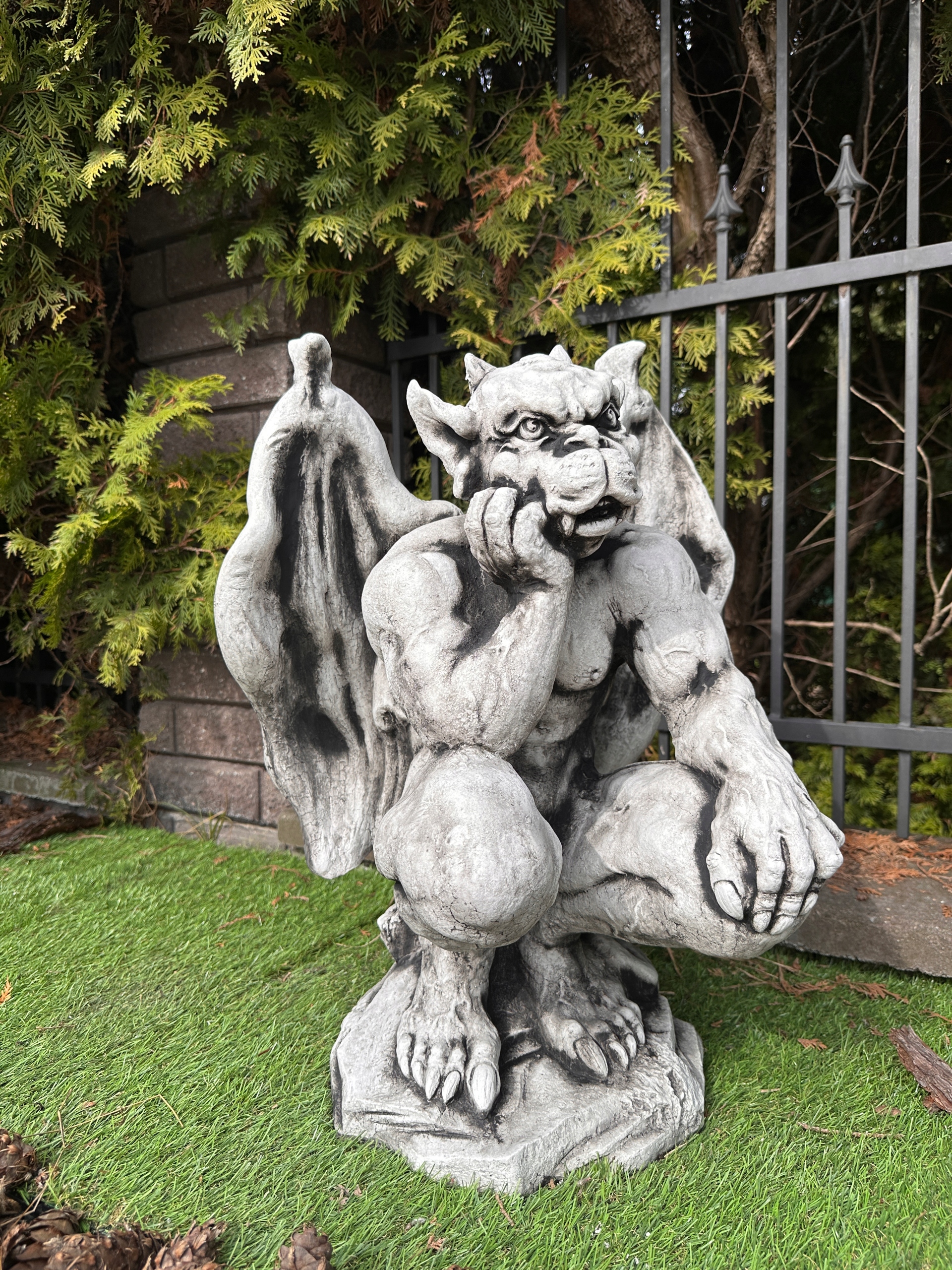 Gargulec XXL betonowy ogrodowy figurki ogrodowe gargulec duży