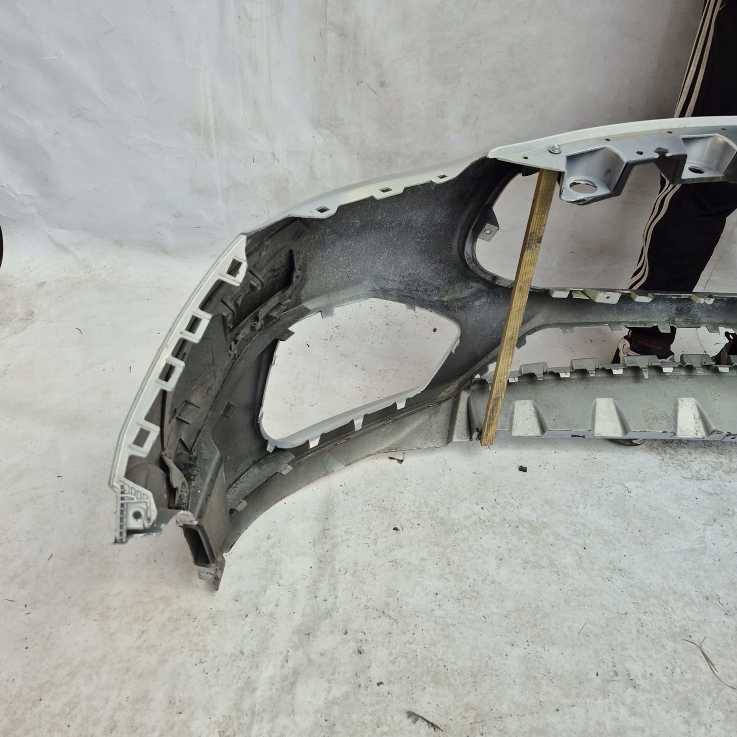 MASERATI GRECALE 22- bumper front front PDC 670157345