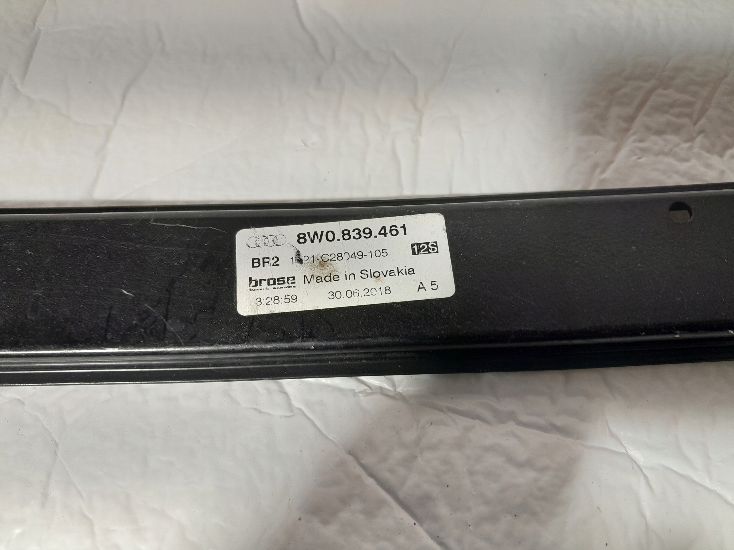 AUDI A4 B9 window regulator left rear part 8W0839461