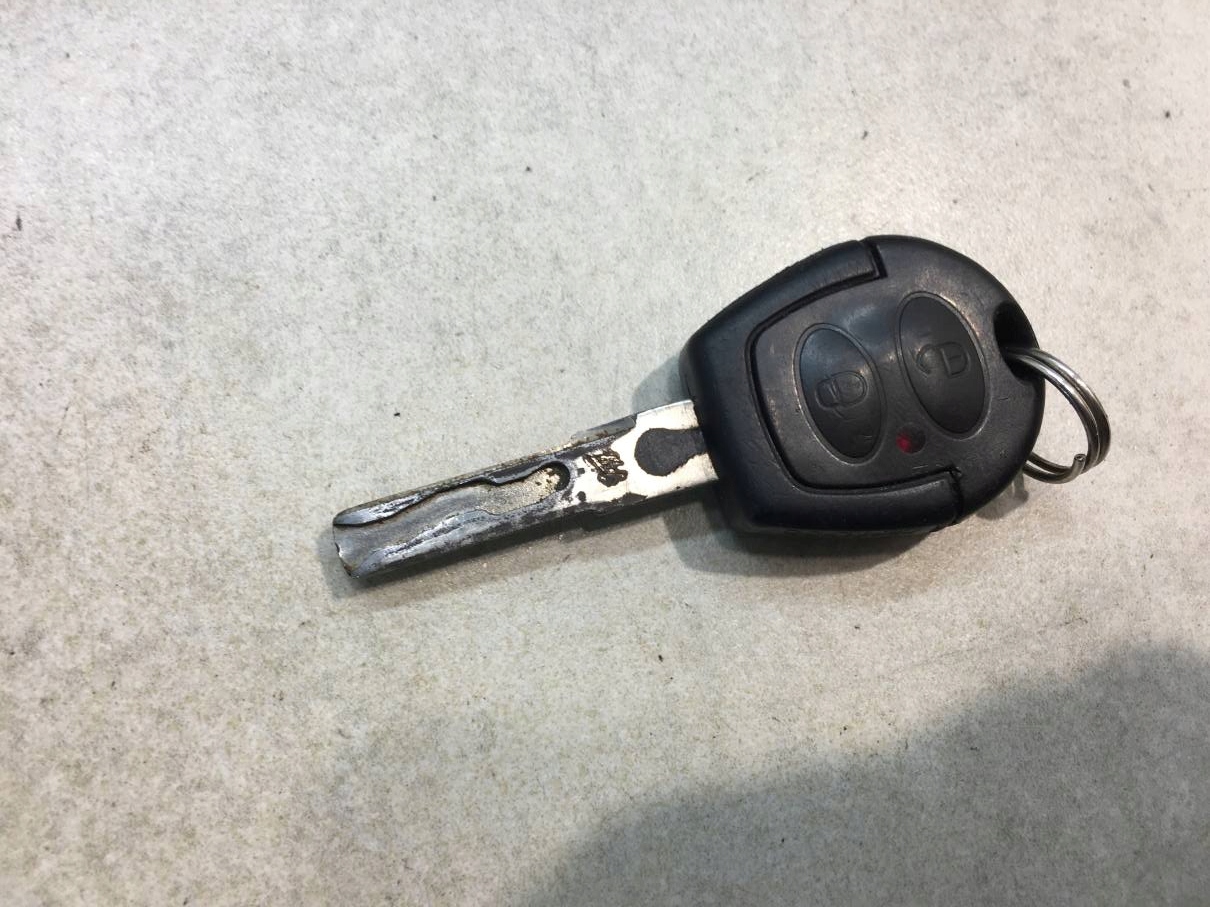 ignition key handle boot LEON and 4B0905851C