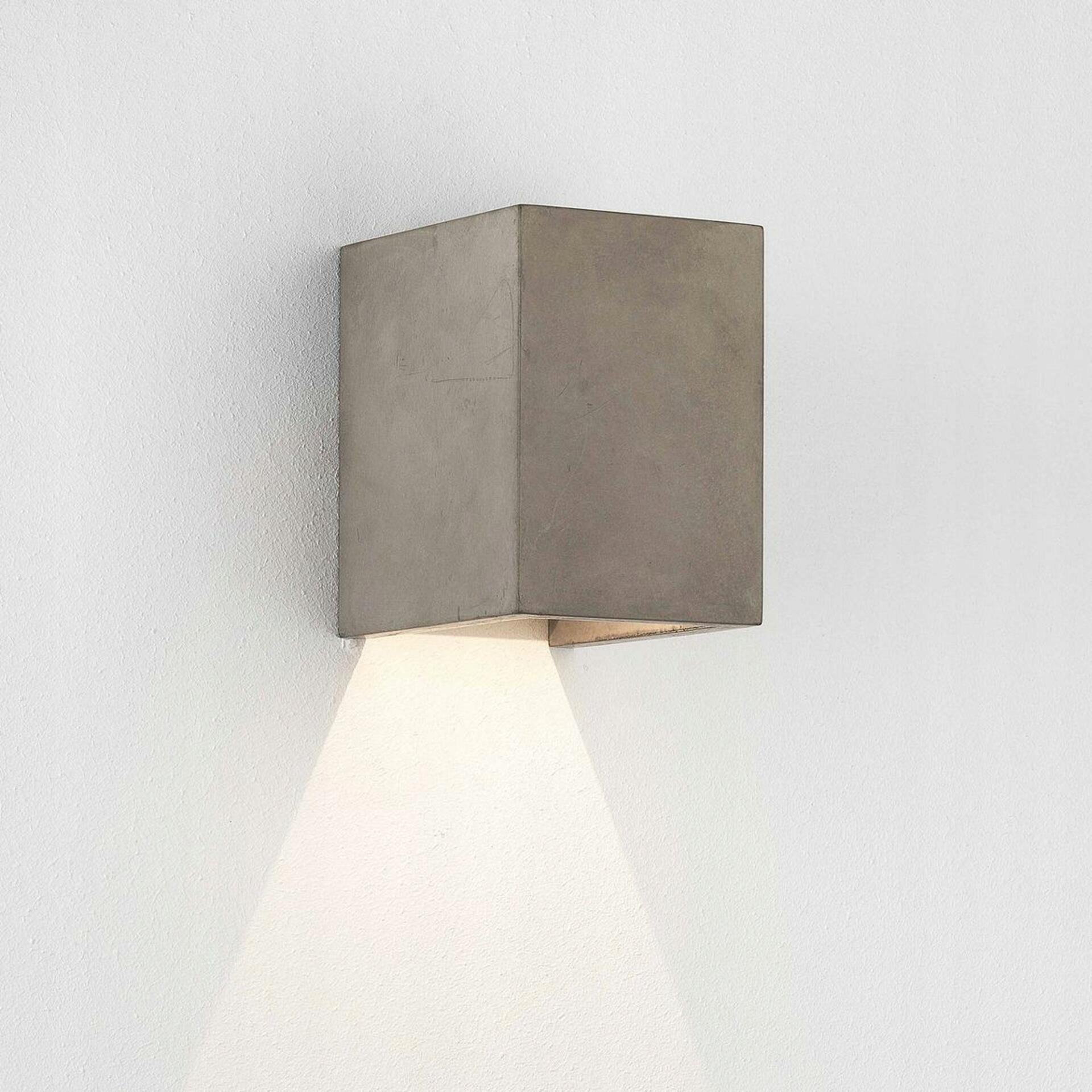 Astro Oslo 120 Led vonkajšie betónové nástenné svietidlo IP65 3000K 3,9W