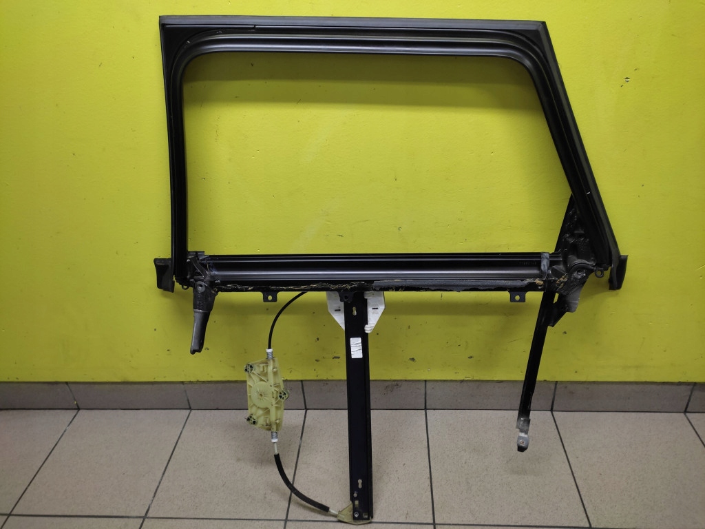 AUDI A6 C6 KOMBI window regulator right rear part